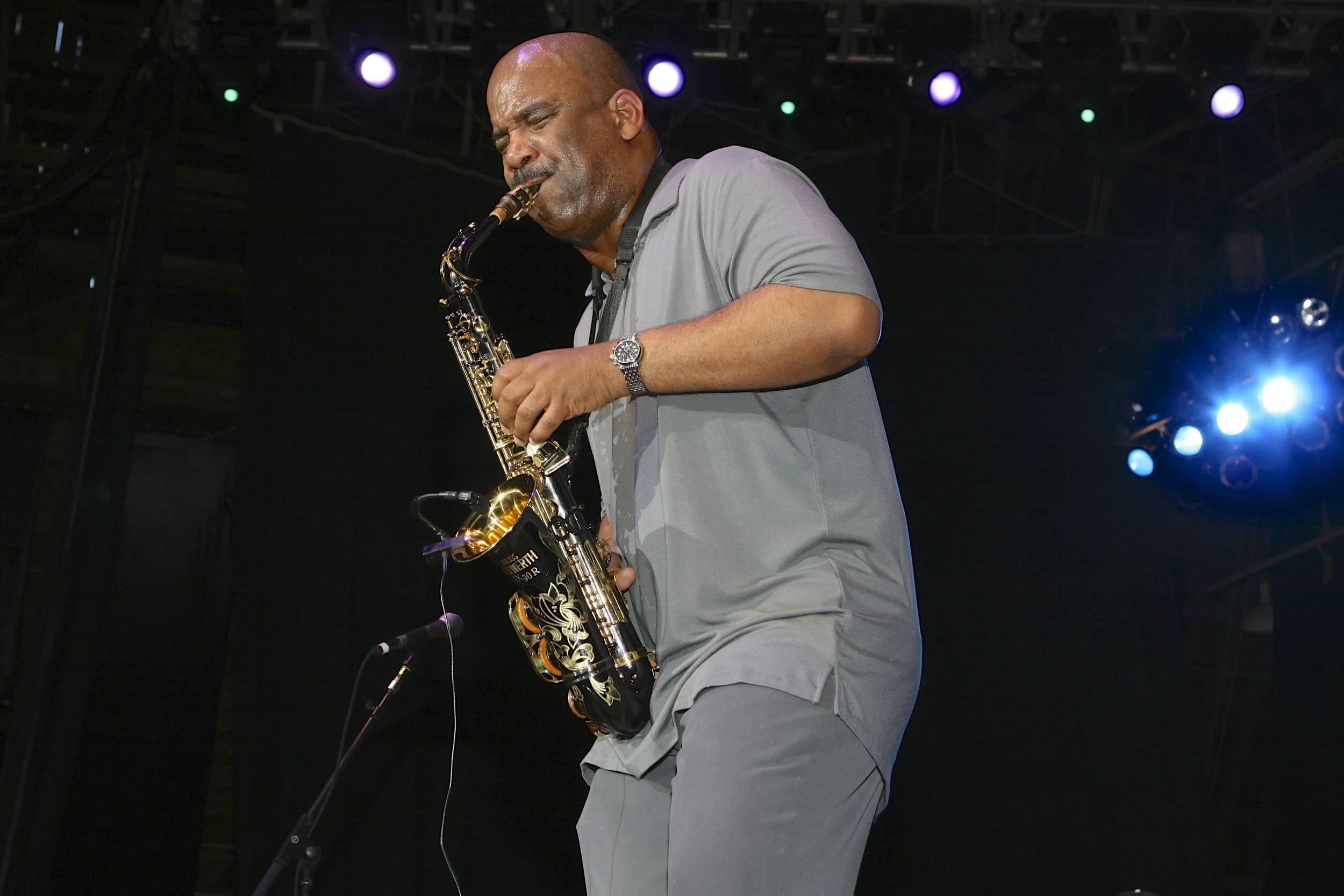 Walter Beasley40.jpg