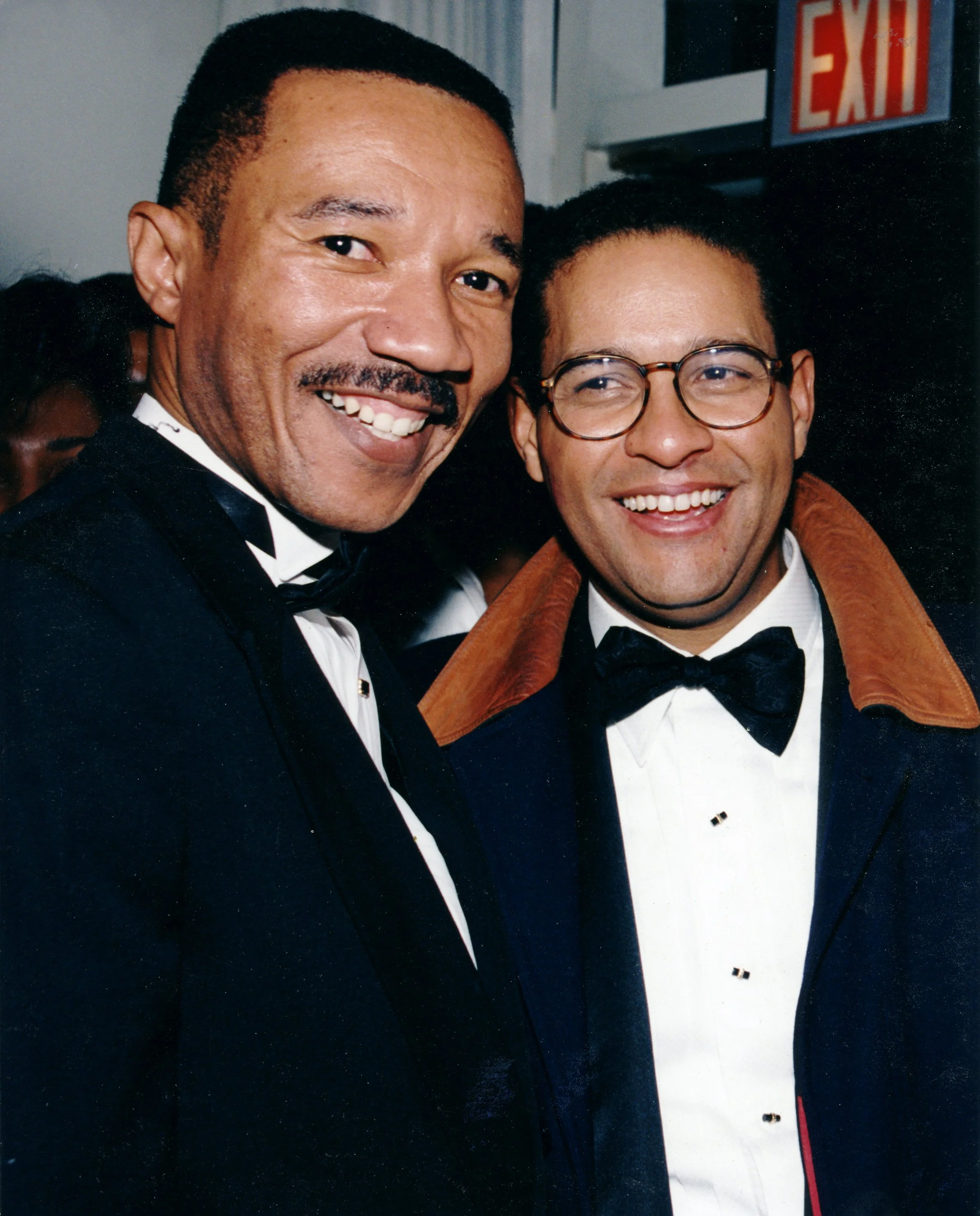 Kweisi Mfume and Bryant Gumble Inaugural Ball 1993.jpg
