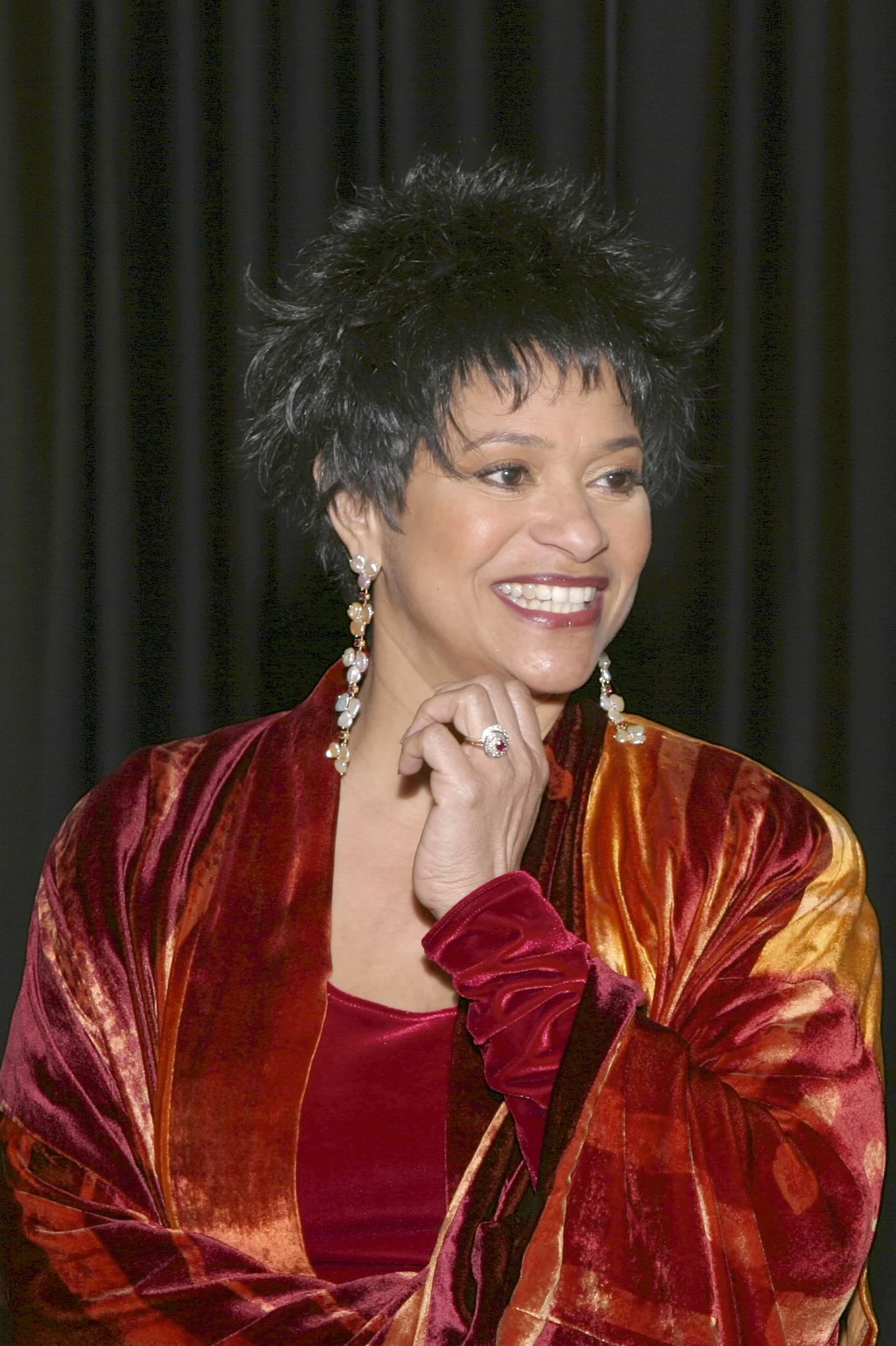 Debbie Allen.jpg
