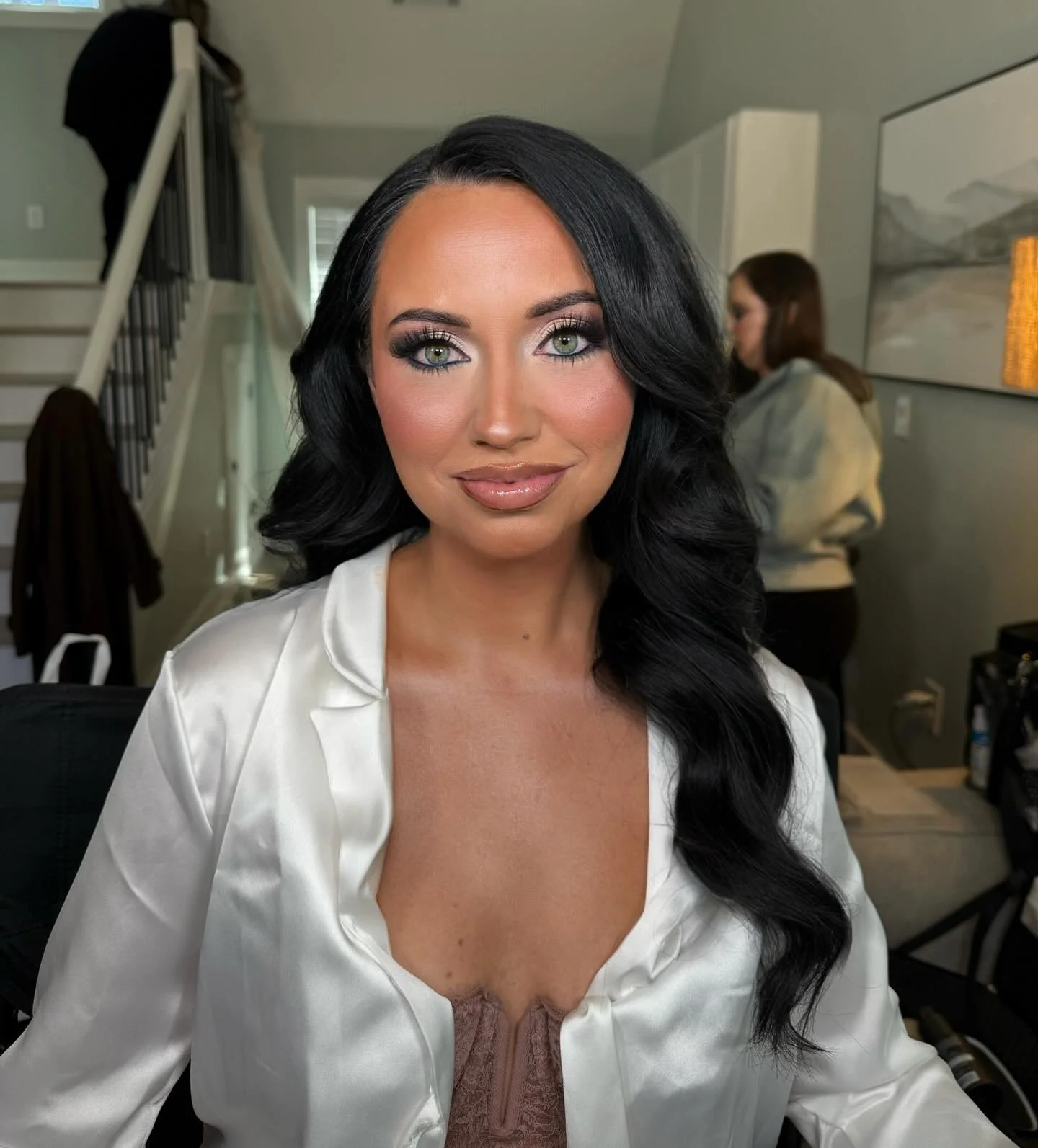 Yeah&hellip;. I am in love too 🤩😍🫣
I don&rsquo;t think I will get over her or this glam!!!!!!

Hair - @hairmakeupbyhaley 

#BrideGoals #BridalMakeup #WeddingGlam #SoftGlamBride #MakeupArtist BrideGoals GlamSquad WeddingMakeupArtist BridalGlow Time