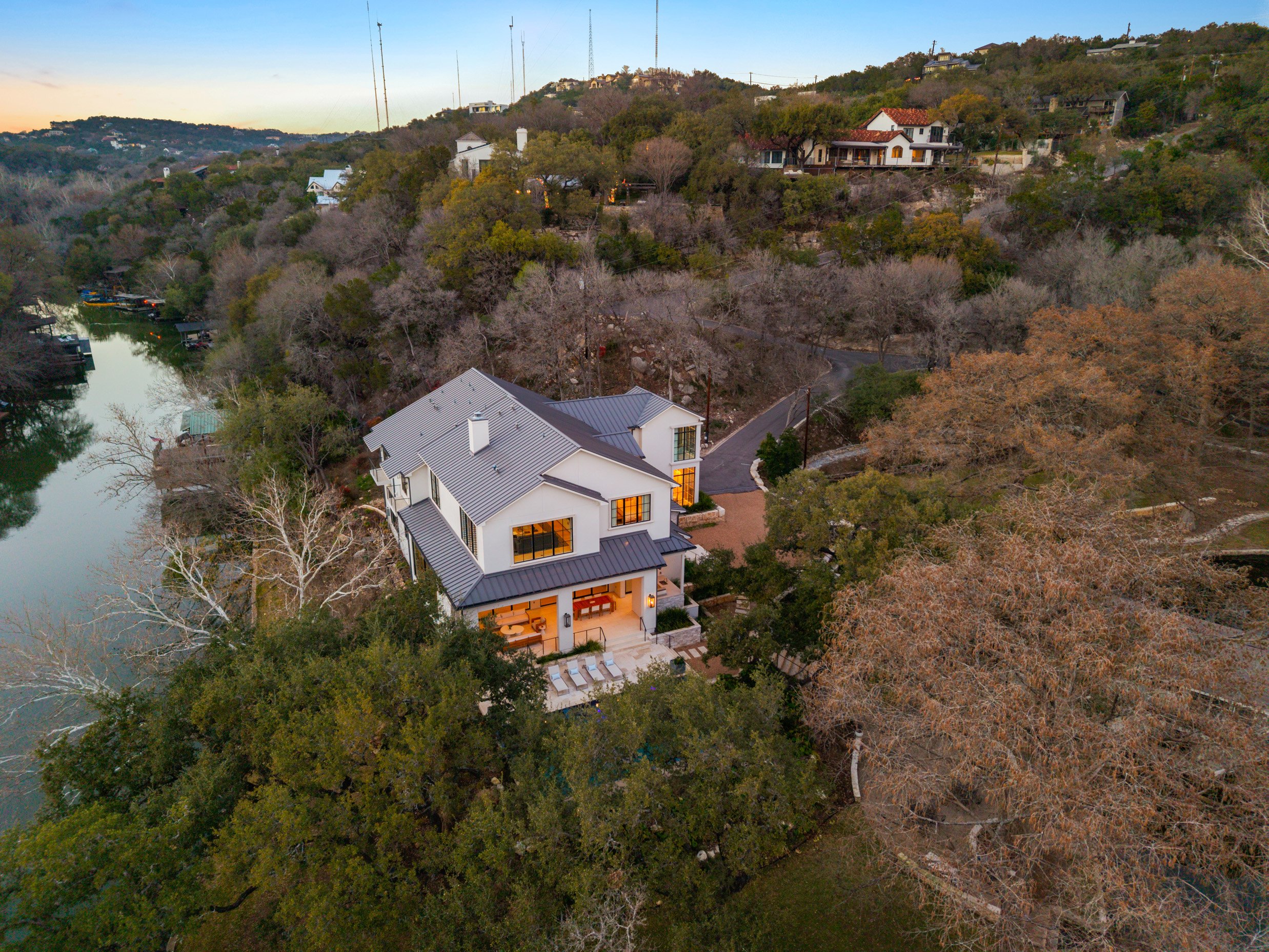 1901 Westlake Dr-5.jpg