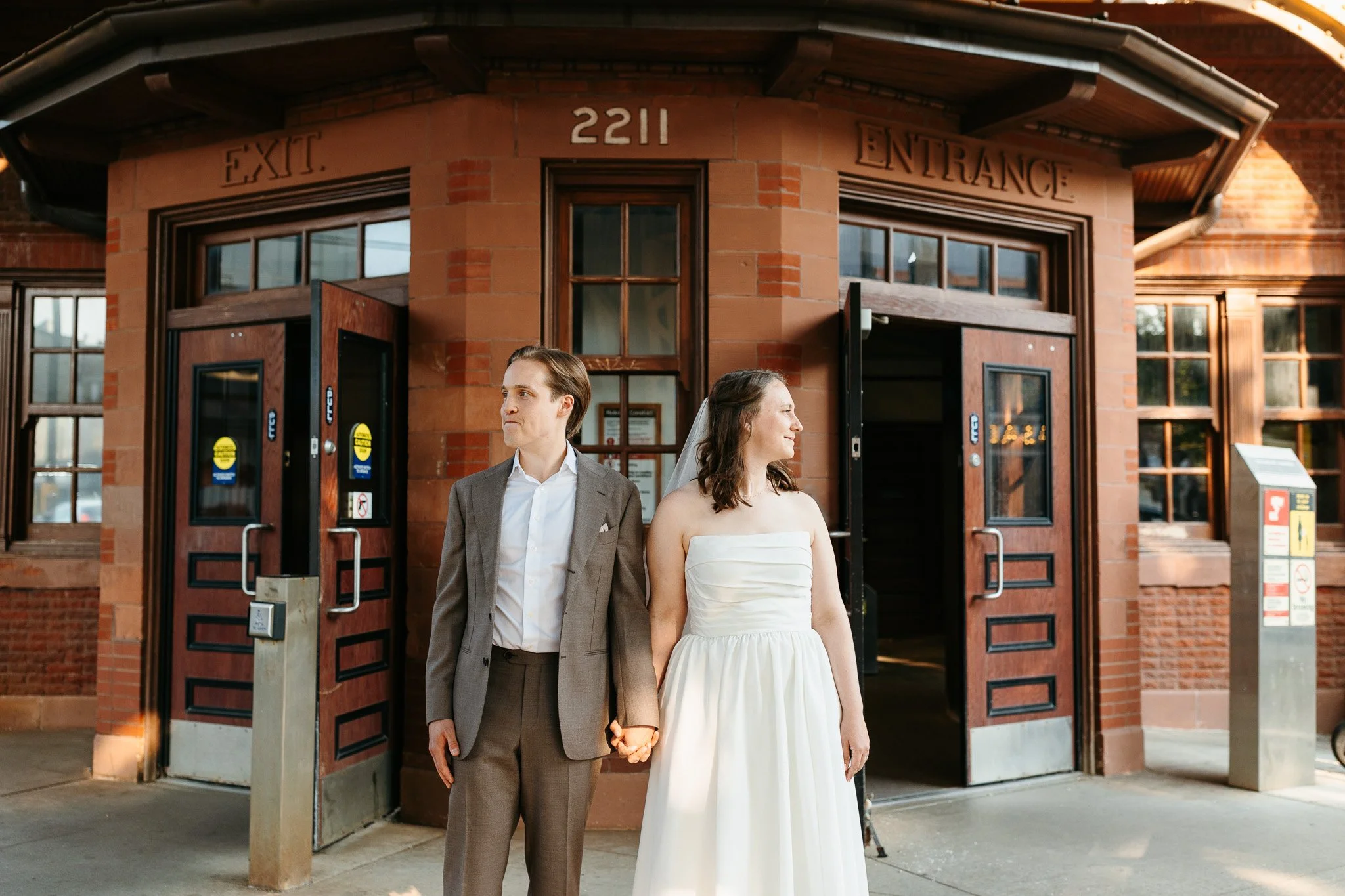 chicago-train-engagement-2.JPG