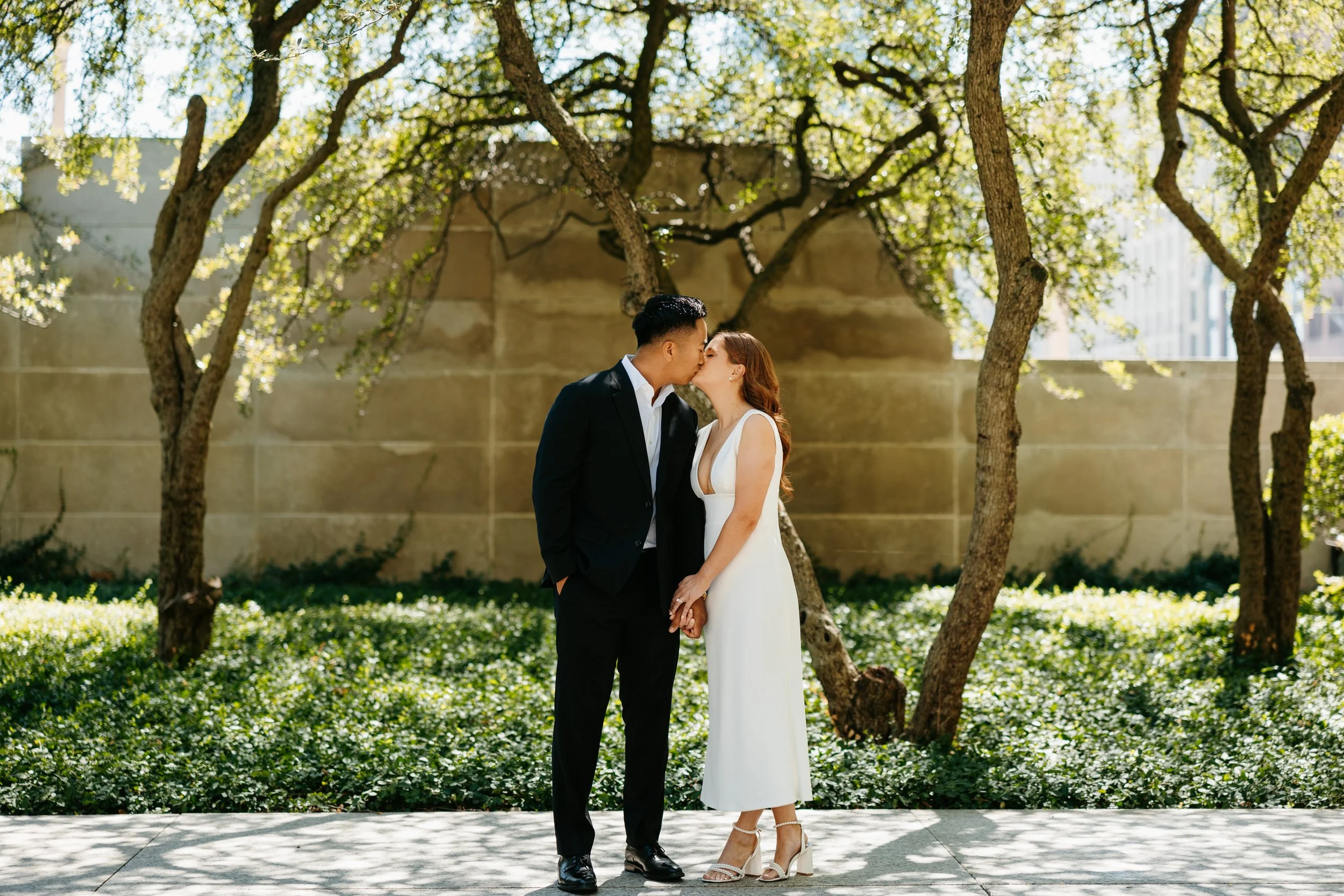 ANI + DALEN'S CHICAGO CITY HALL ELOPEMENT