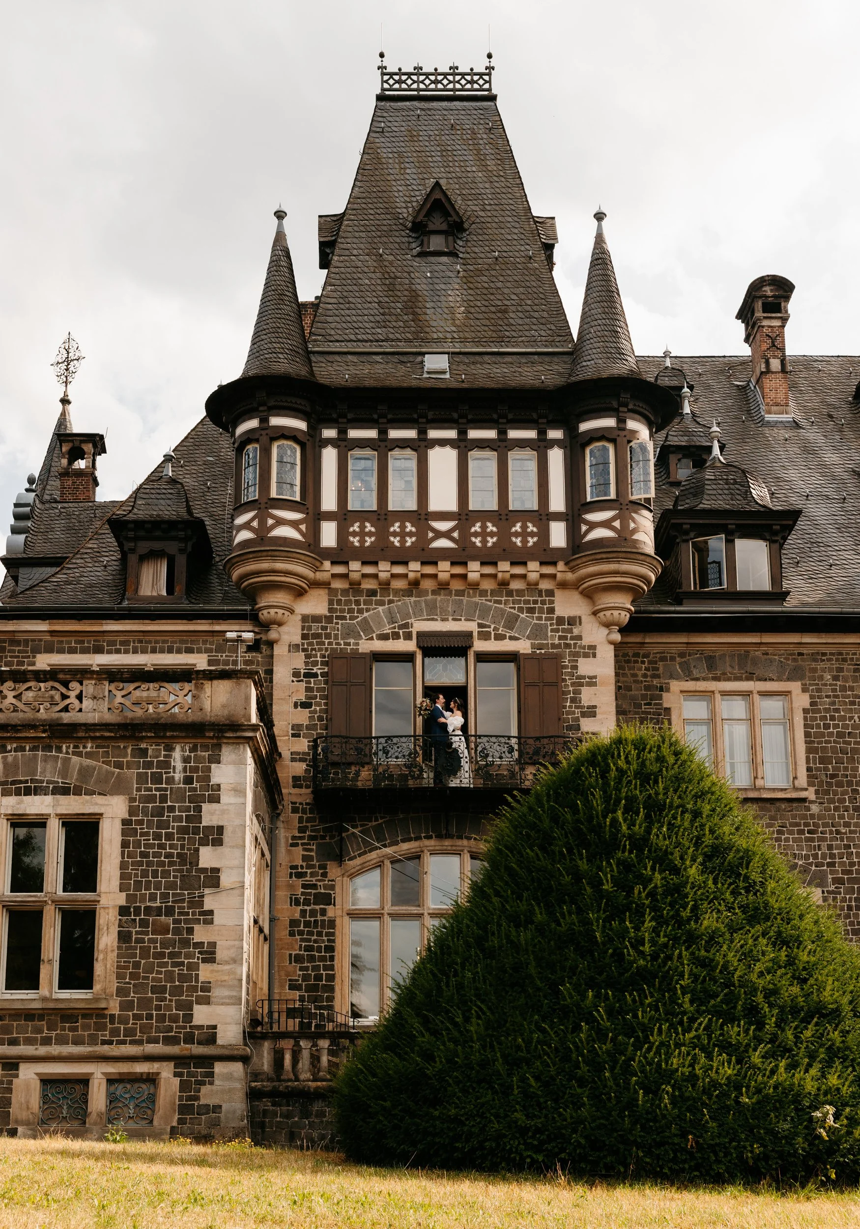 ANNA + ANDREW'S GERMAN CASTLE DESTINATION WEDDING