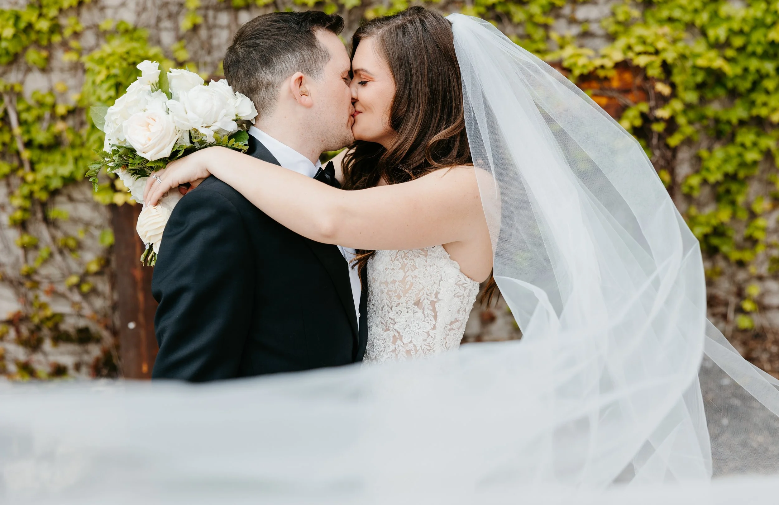 Justin + Amanda Wedding PREVIEWS-50.JPG