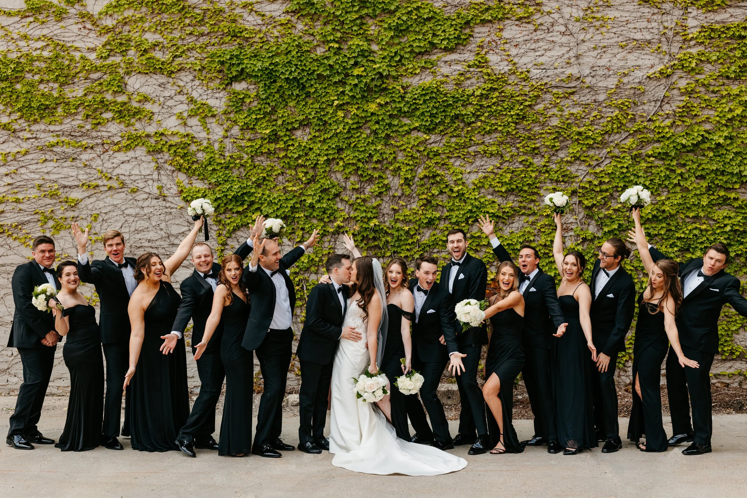 Justin + Amanda Wedding PREVIEWS-53.JPG