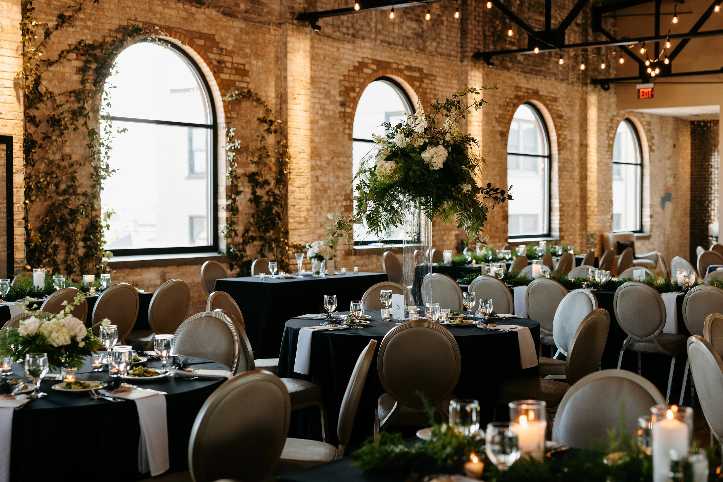 Justin + Amanda Wedding PREVIEWS-74.JPG