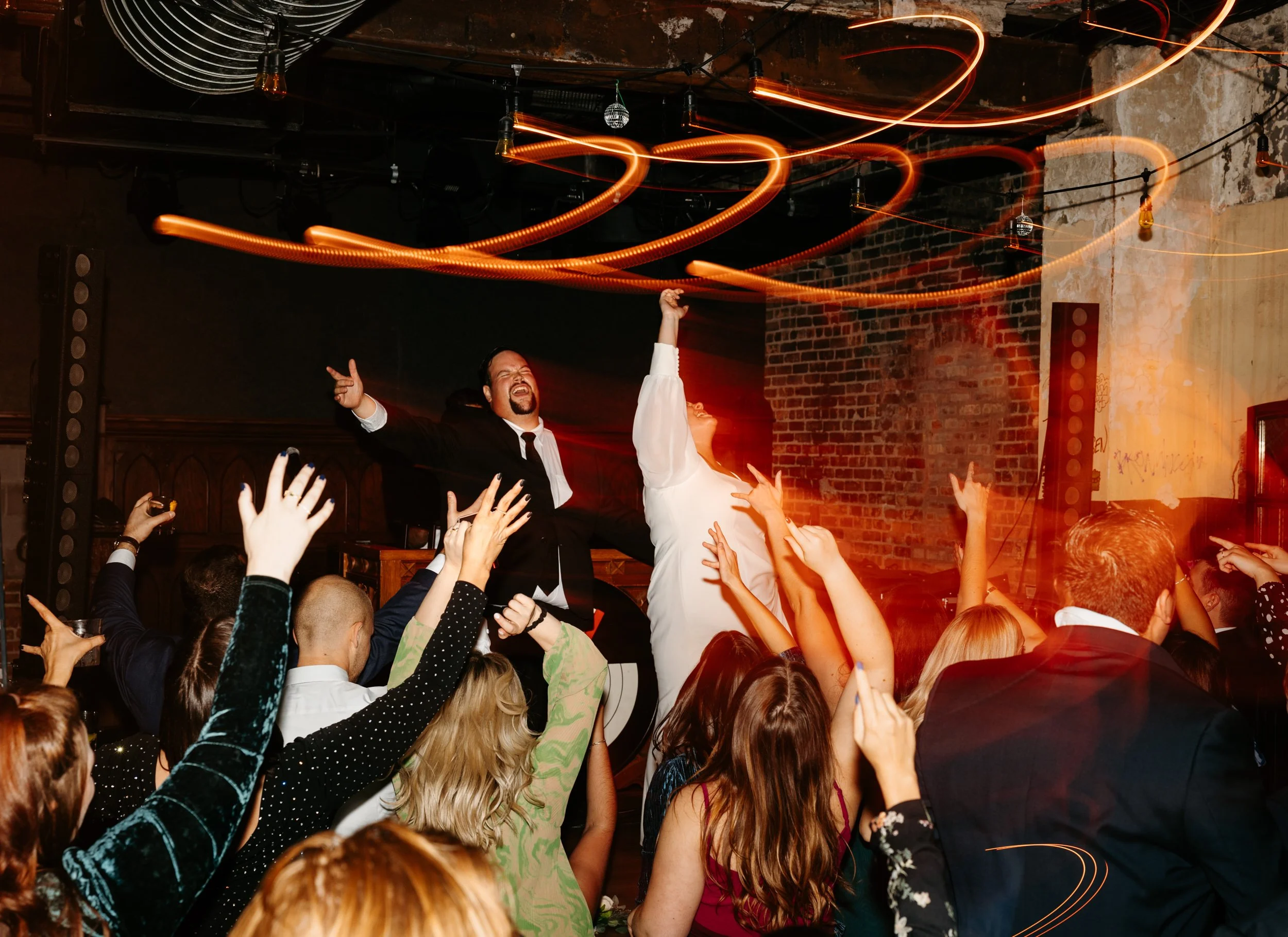 Chicago Dive Bar Wedding-147.JPG