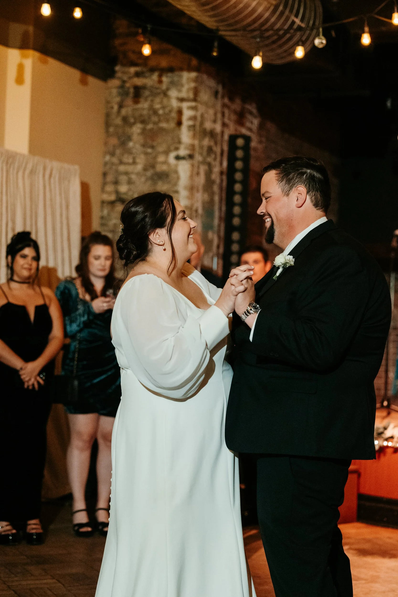 Chicago Dive Bar Wedding-140.JPG