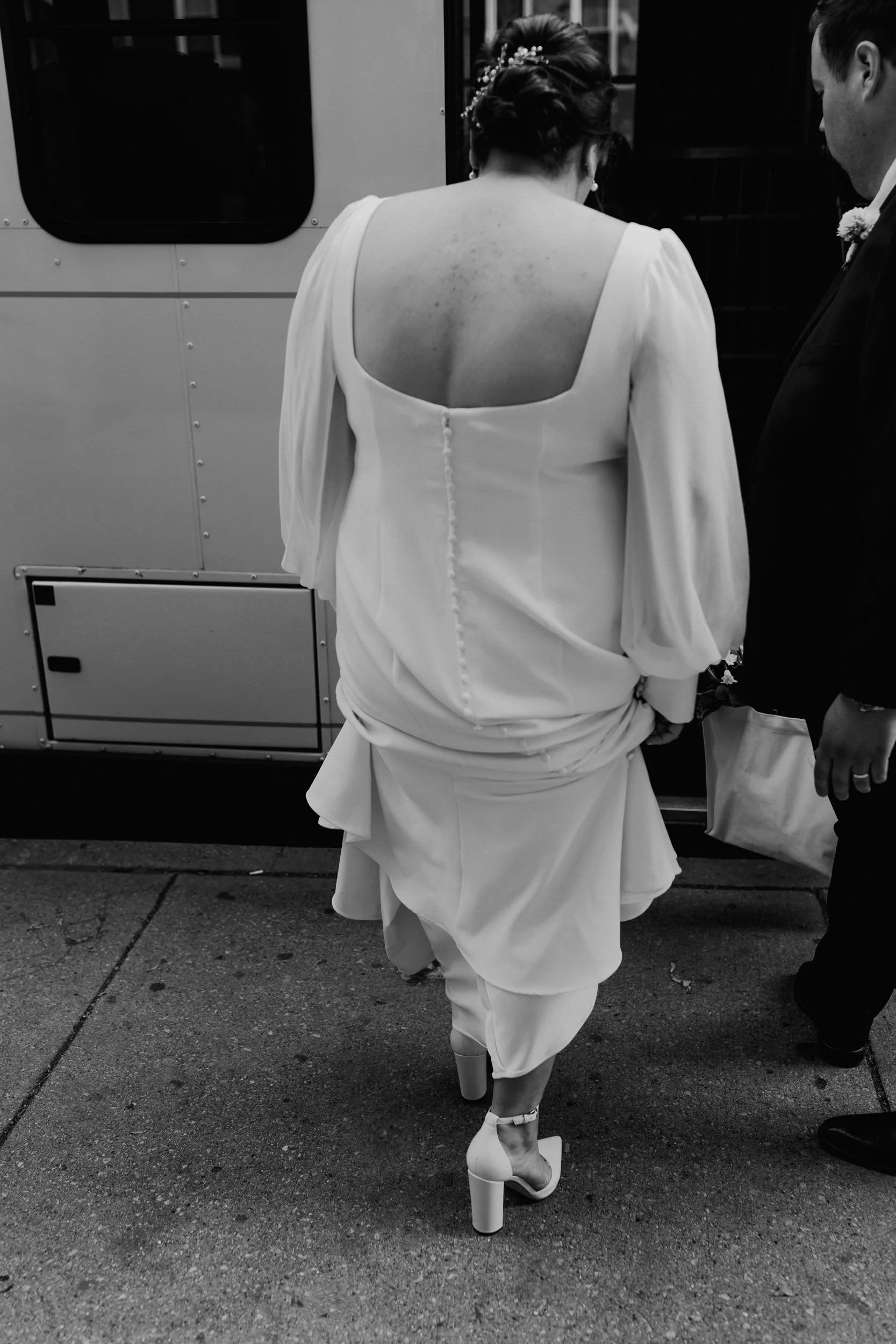 Chicago Dive Bar Wedding-28.JPG