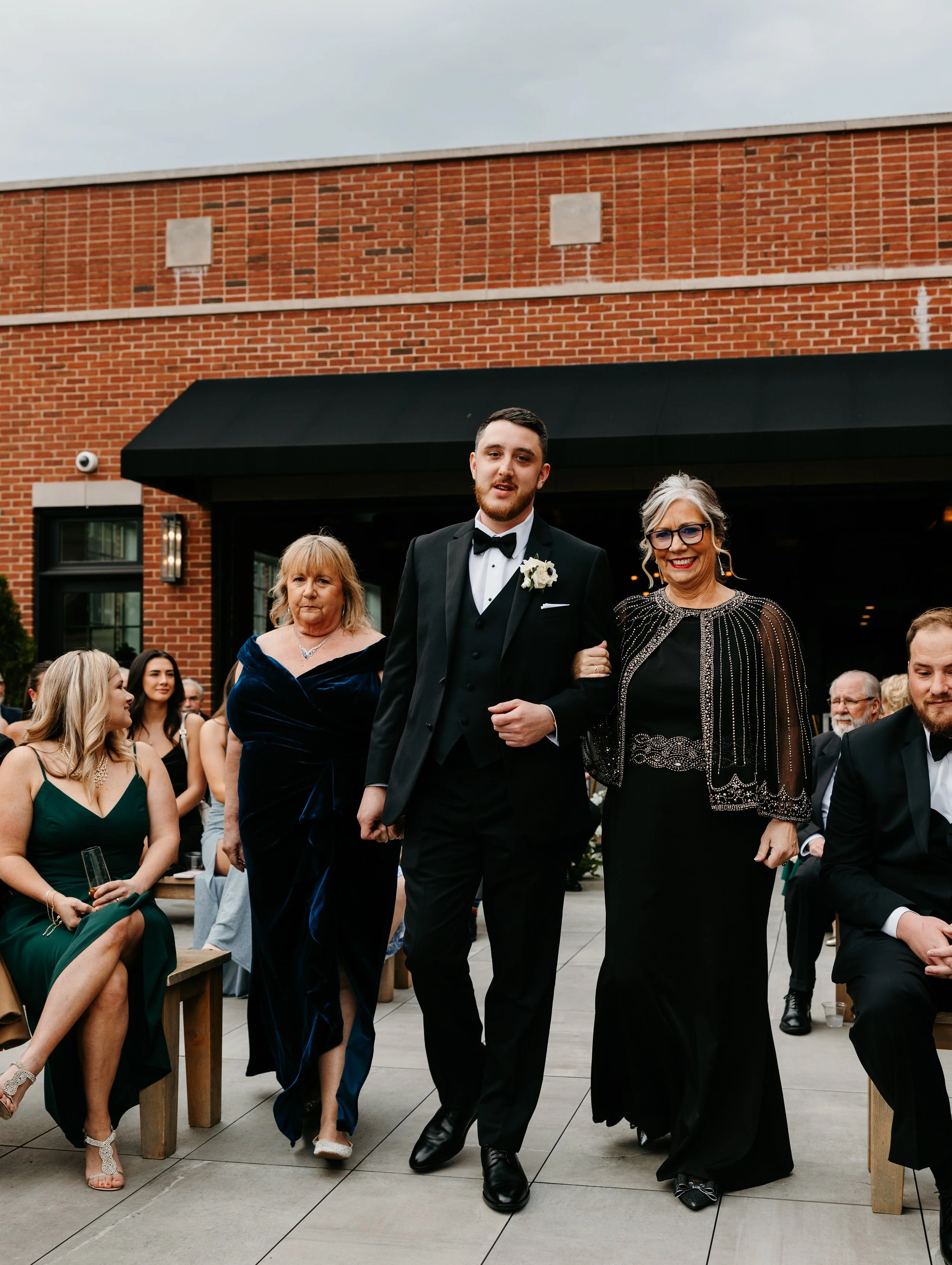 Sarah + Tyler Wedding Previews_EmilyWilliamsPhotography-33.JPG