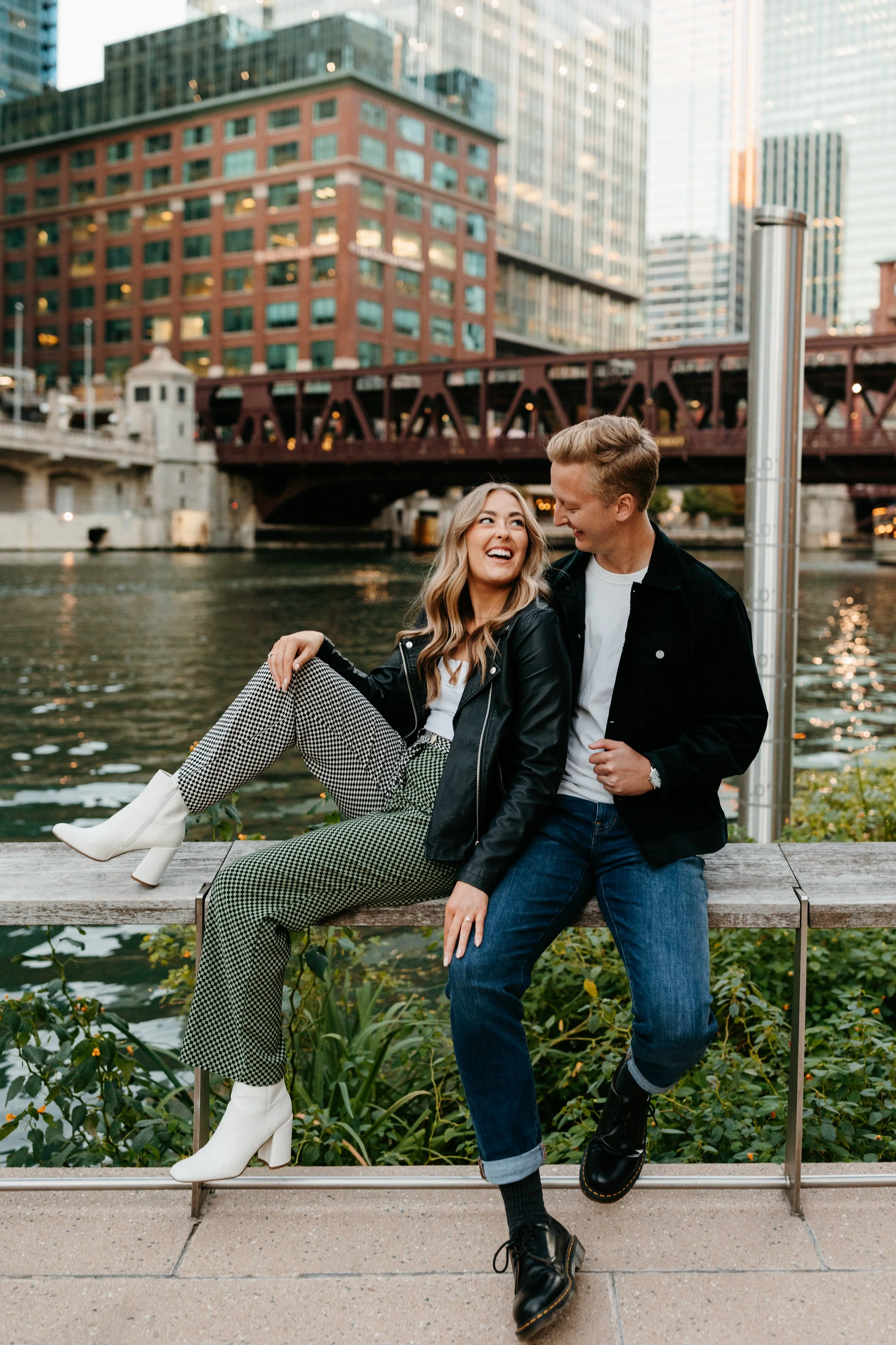 Annie + Eric PREVIEWS-6.JPG