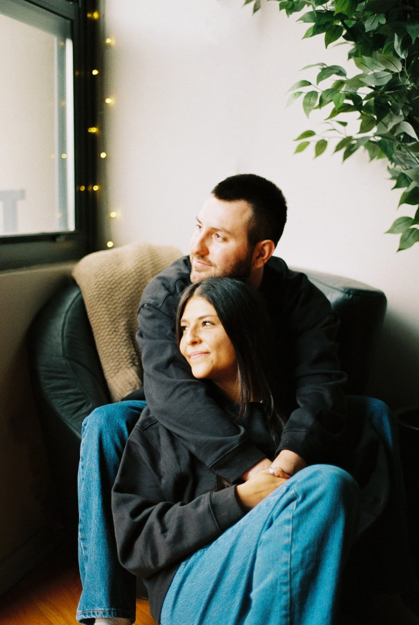 at-home-chicago-engagement-155.JPG
