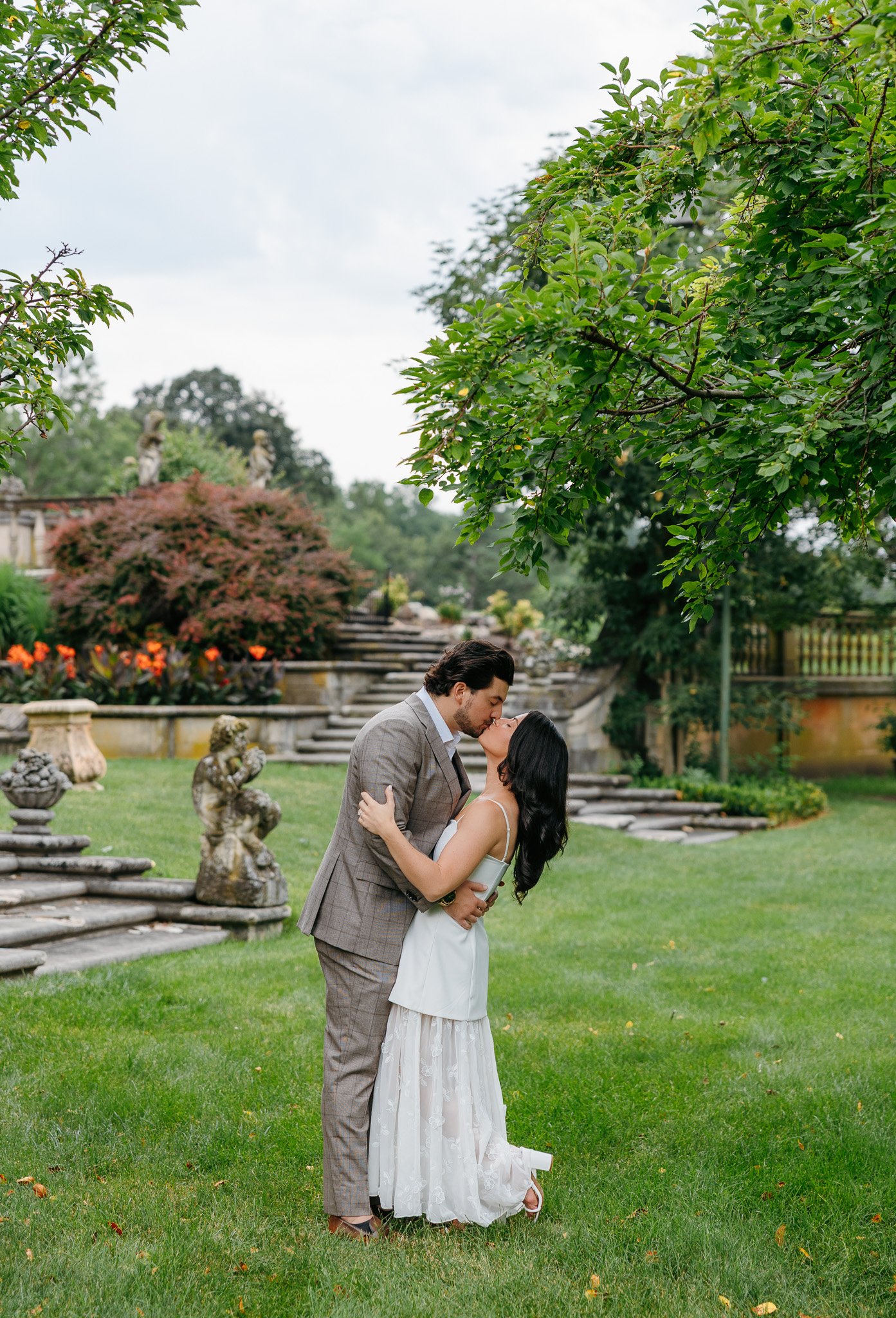 italian inspired engaement session in garden