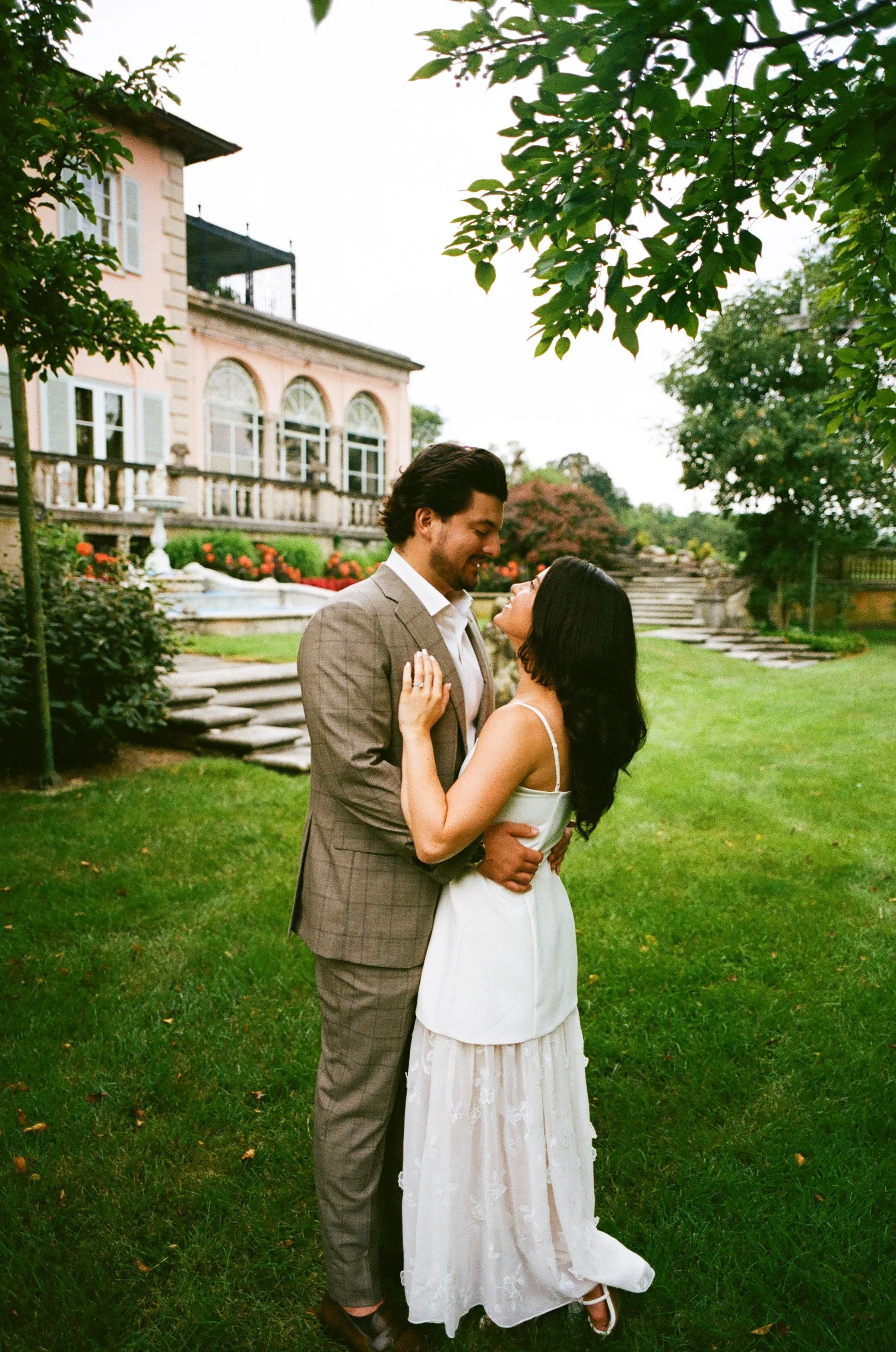 italian inspired engagement photos cuneo mansion on film