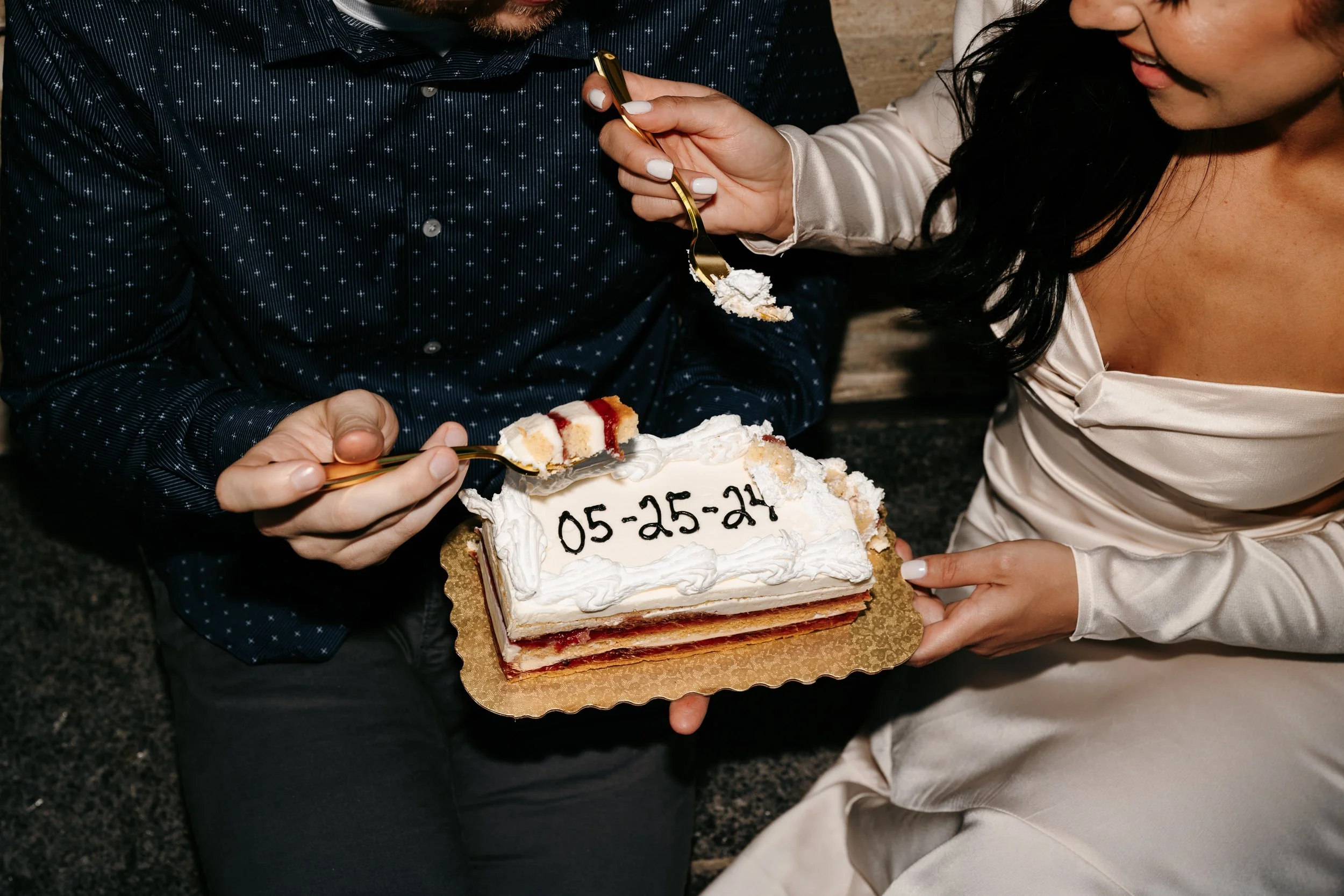 Deanna + Casey Previews-25.JPG