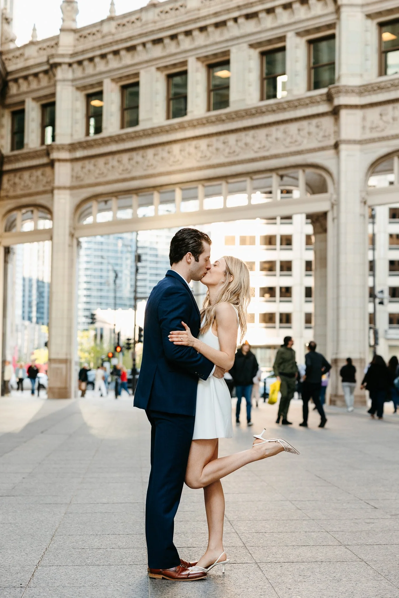 wrigley building chicago engagement photos