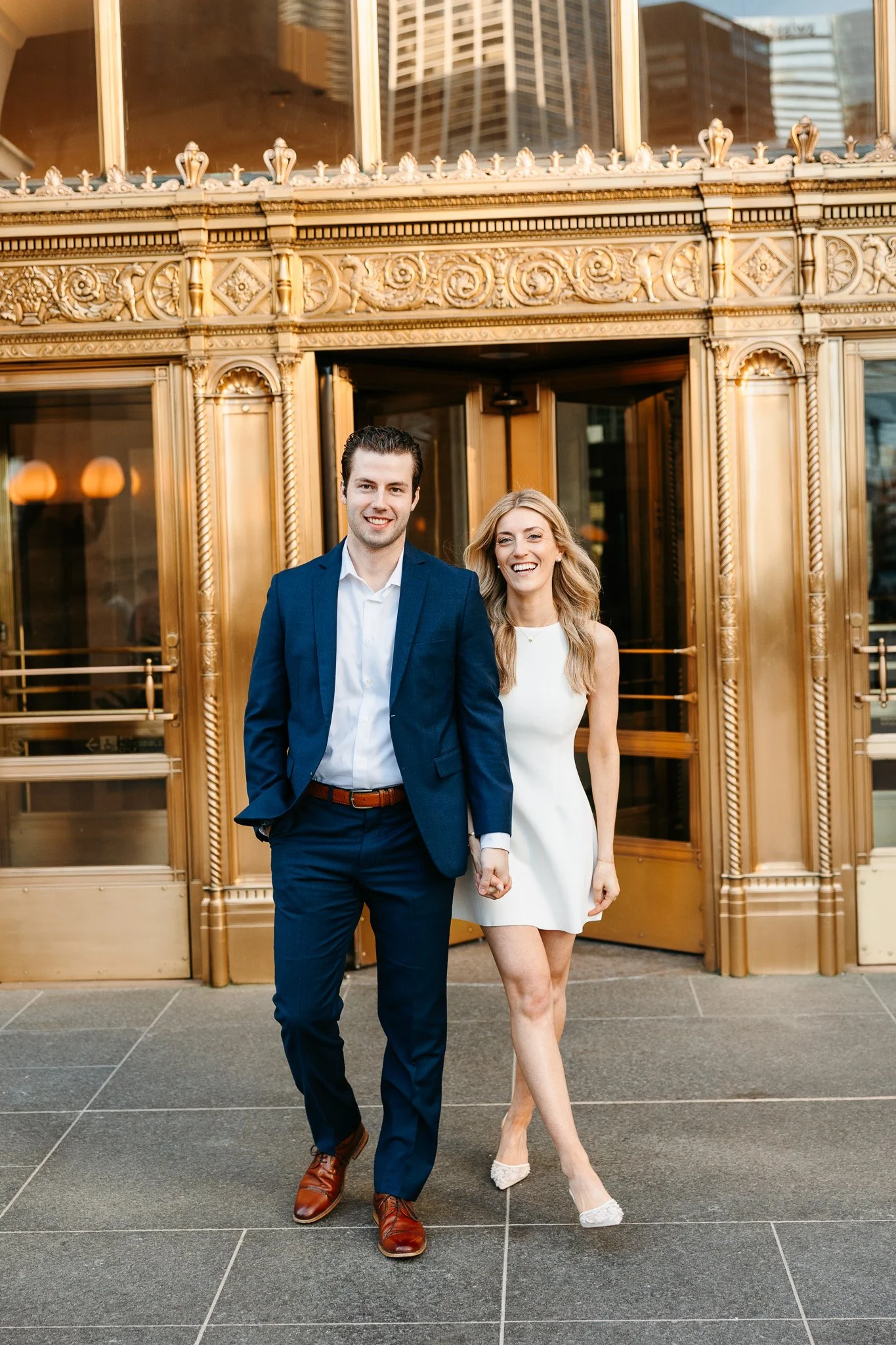 wrigley building chicago engagement photos