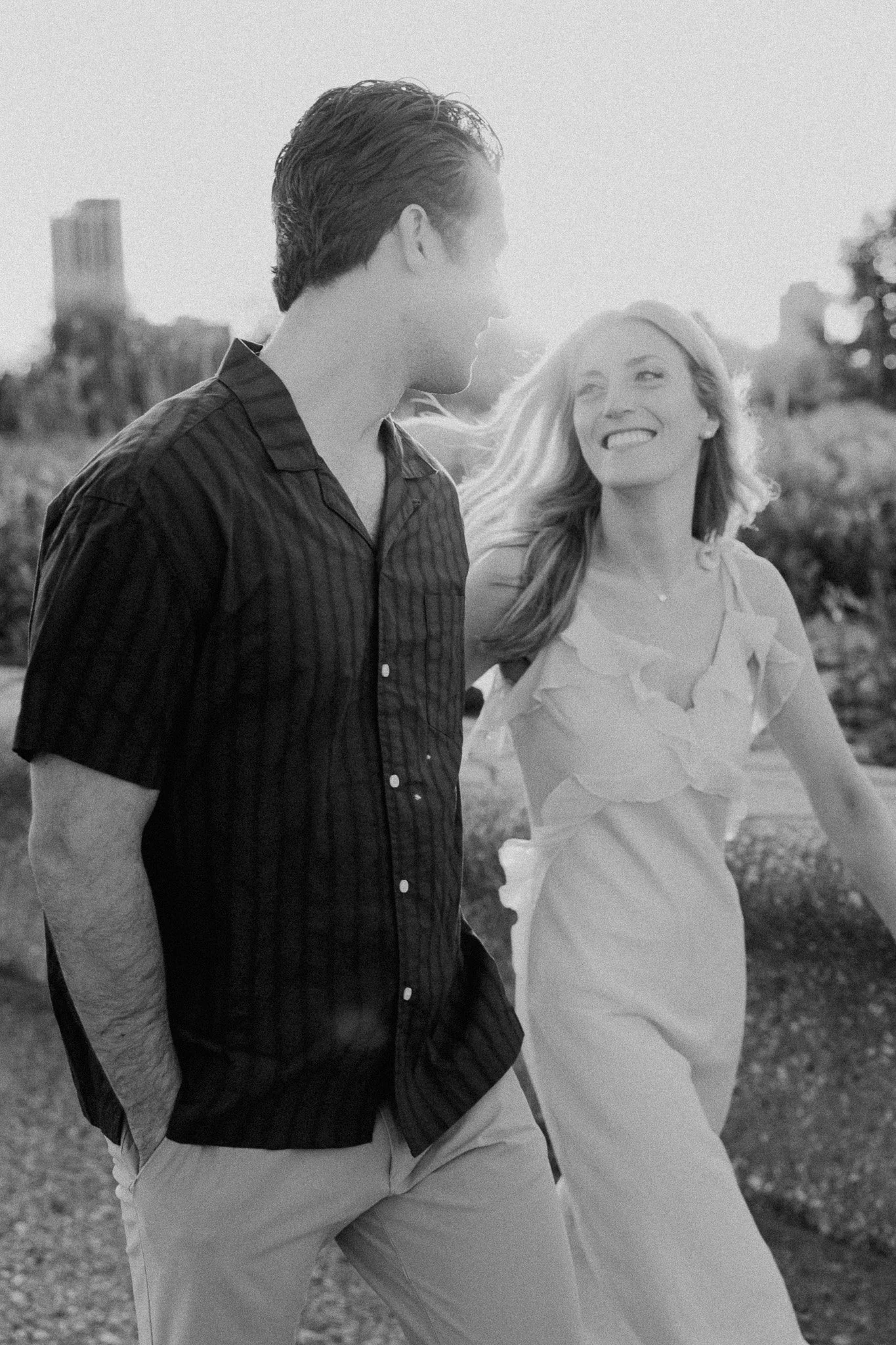 chicago lakefront summer engagement photos