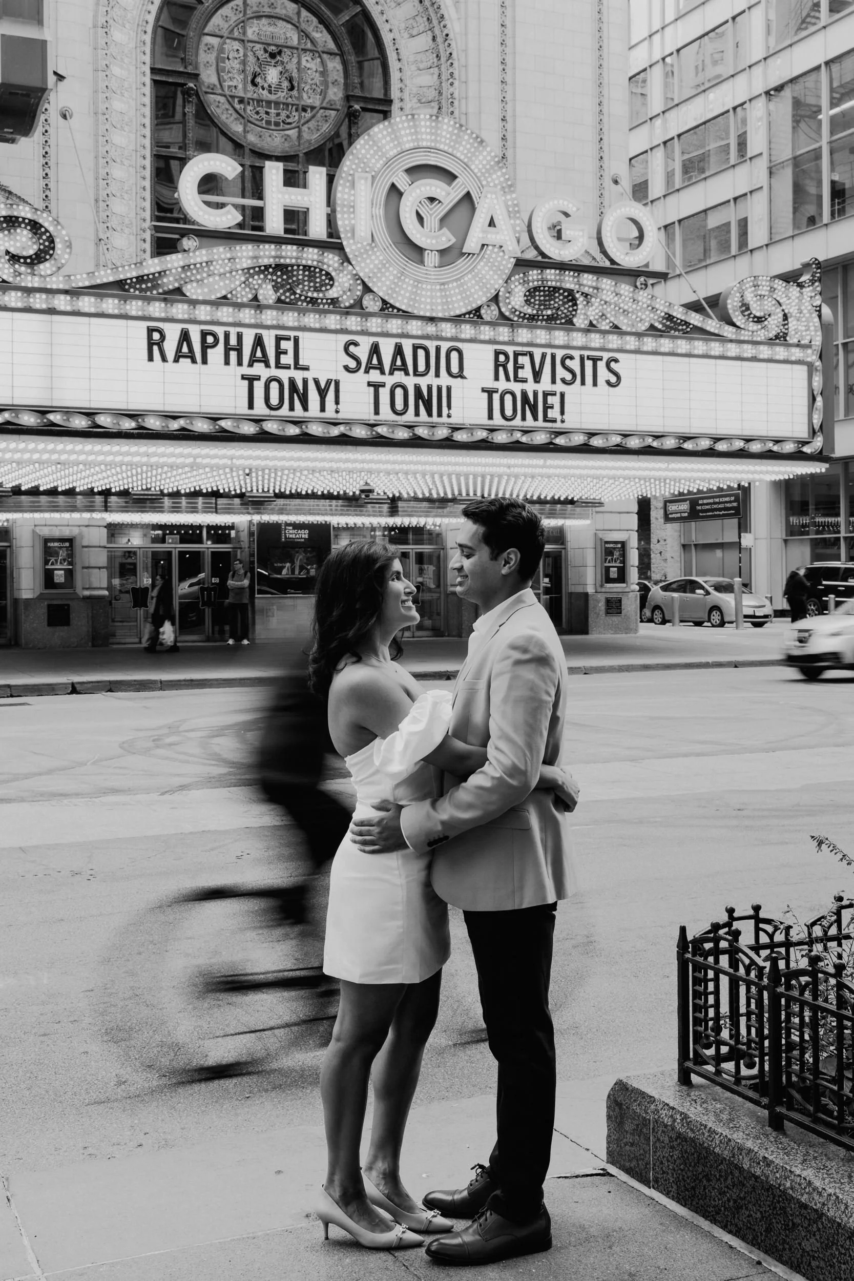 Chicago Engagement Photos-23.JPG