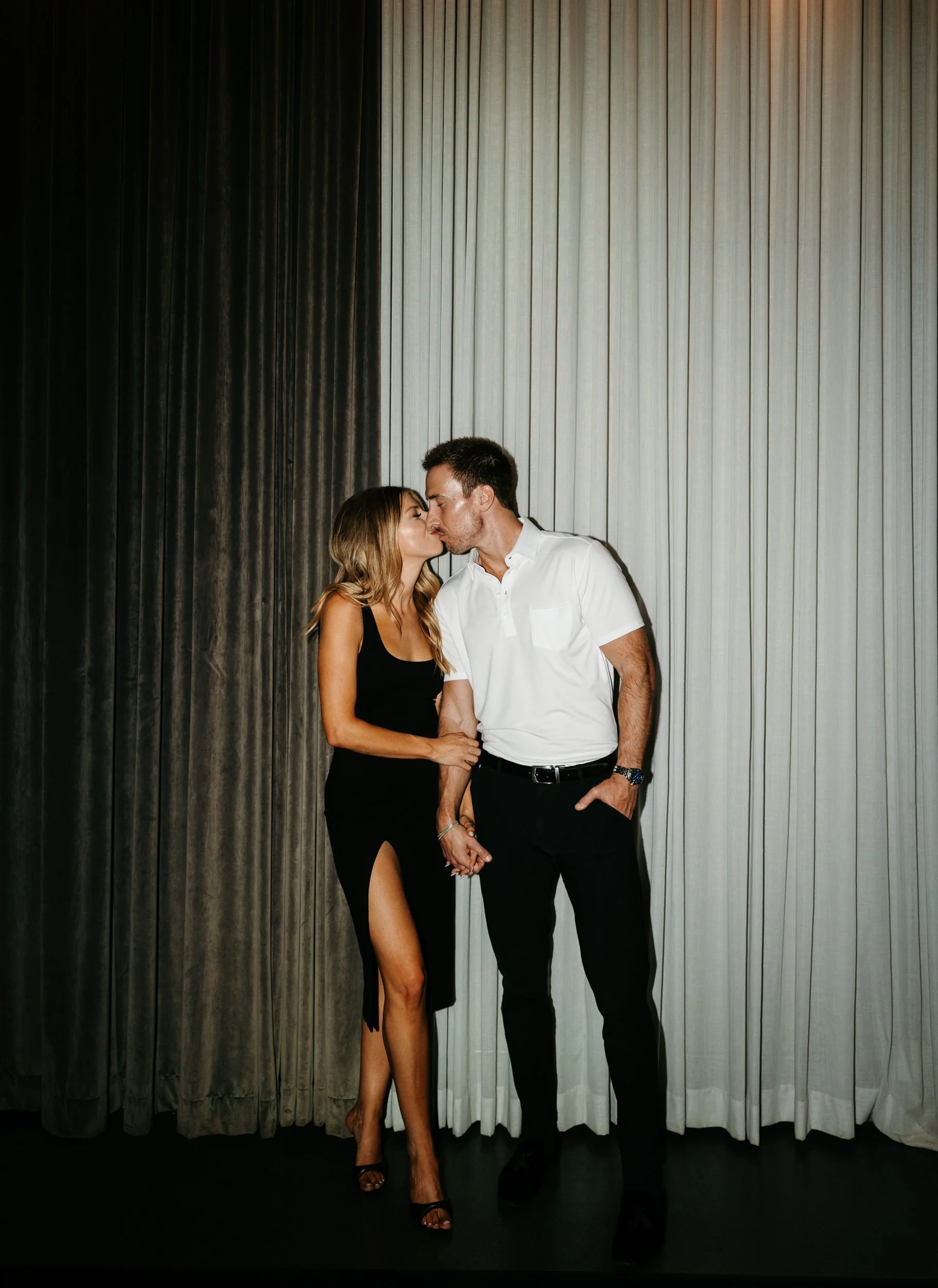 Aba Chicago Engagement Photos-75.JPG