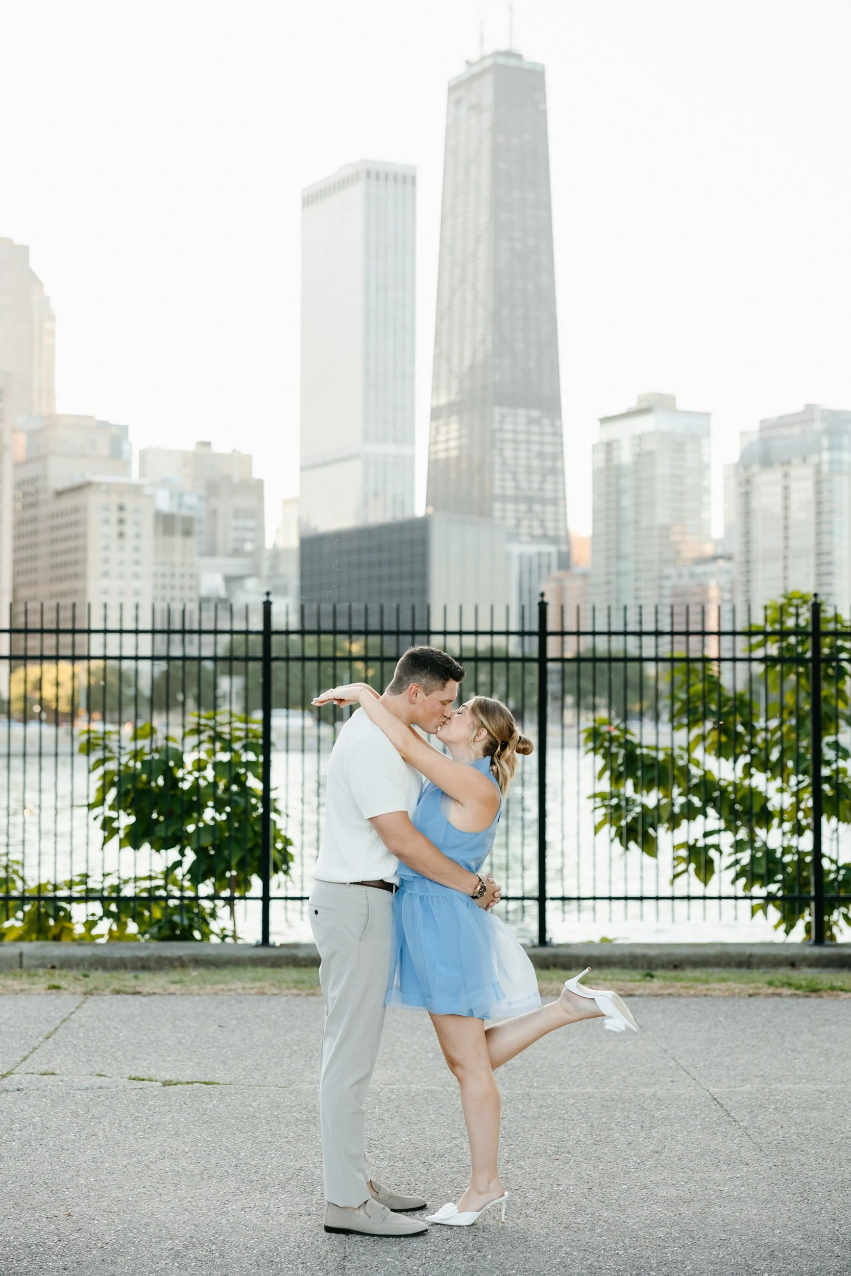olive-park-chicago-engagement-14.JPG