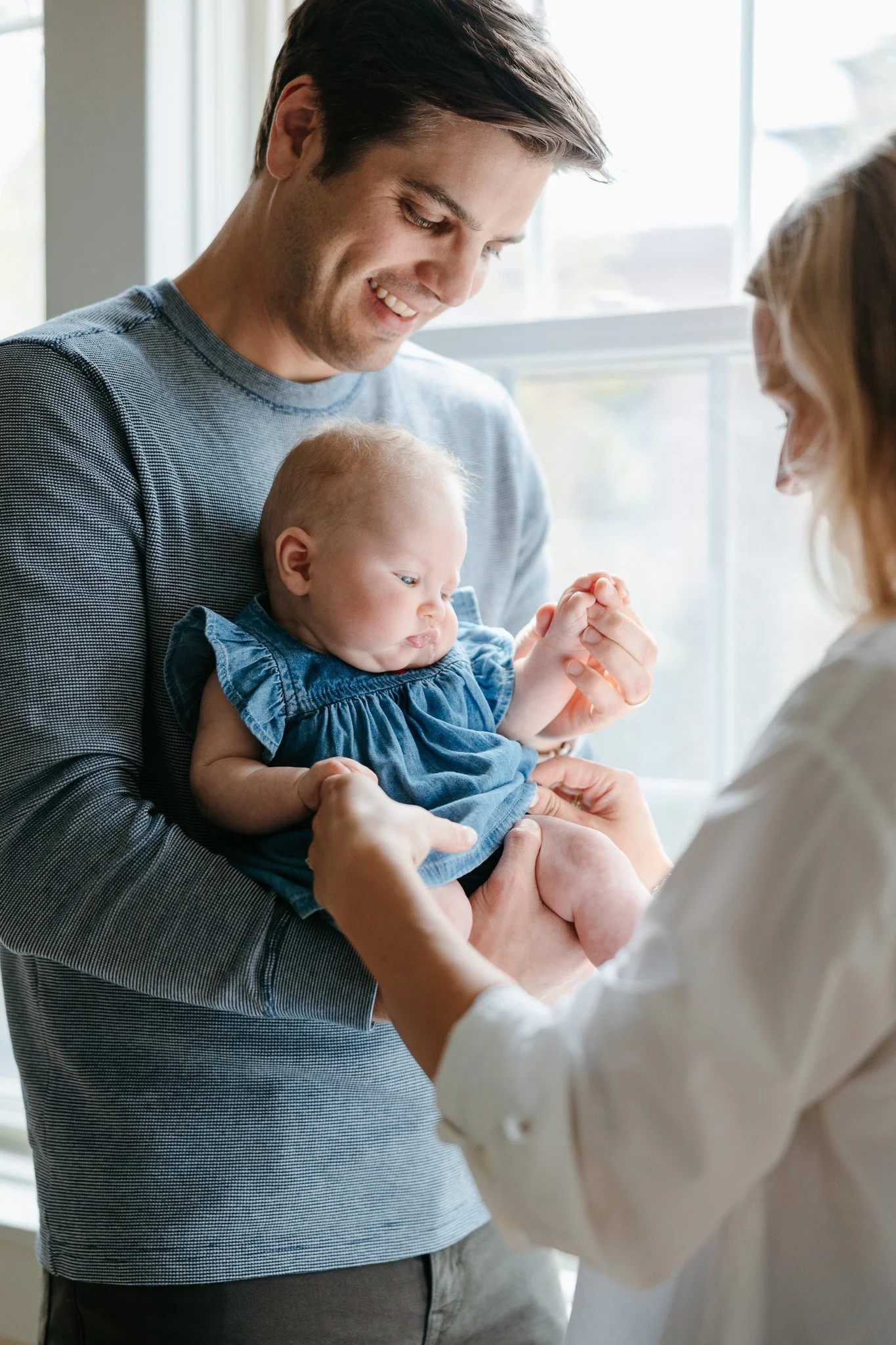 candid film style chicago family photos