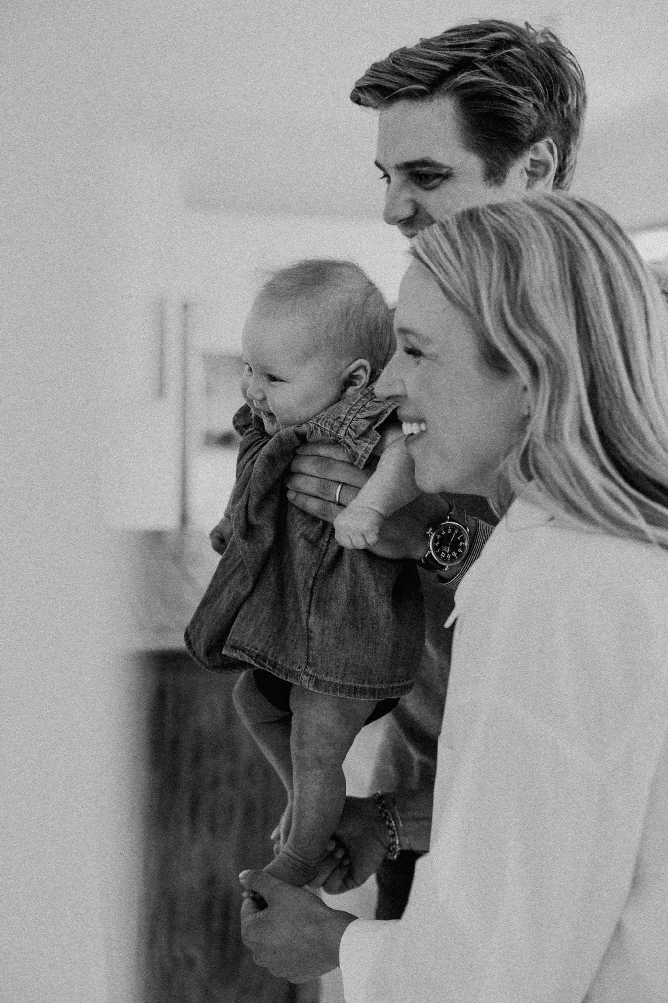 candid film style chicago family photos
