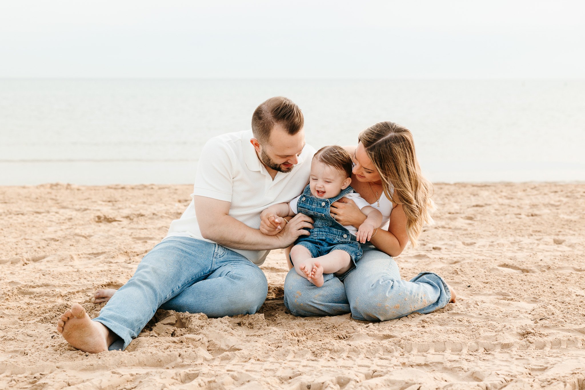 chicago-beach-family-photos-69.JPG