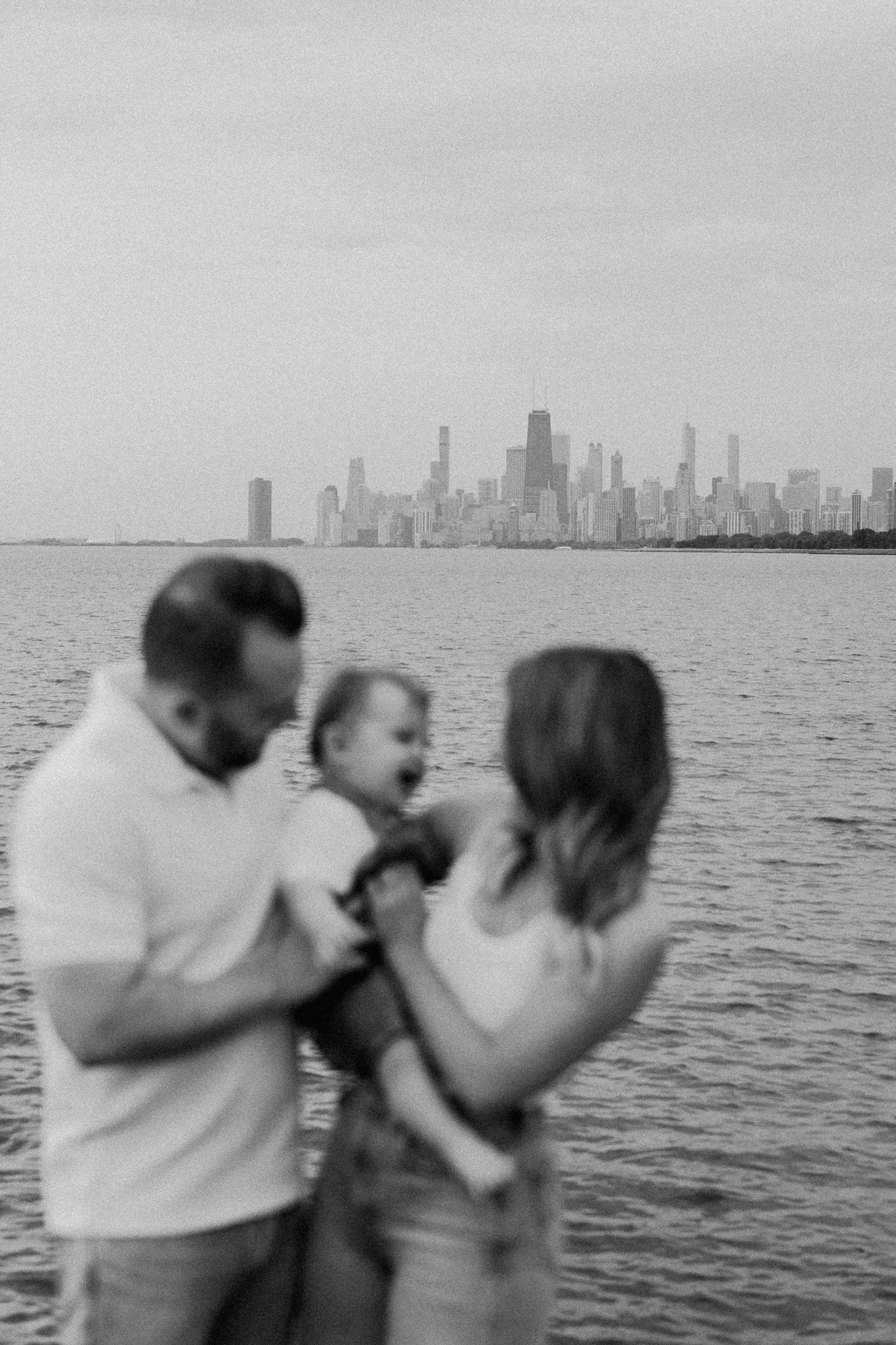 chicago-beach-family-photos-108.JPG