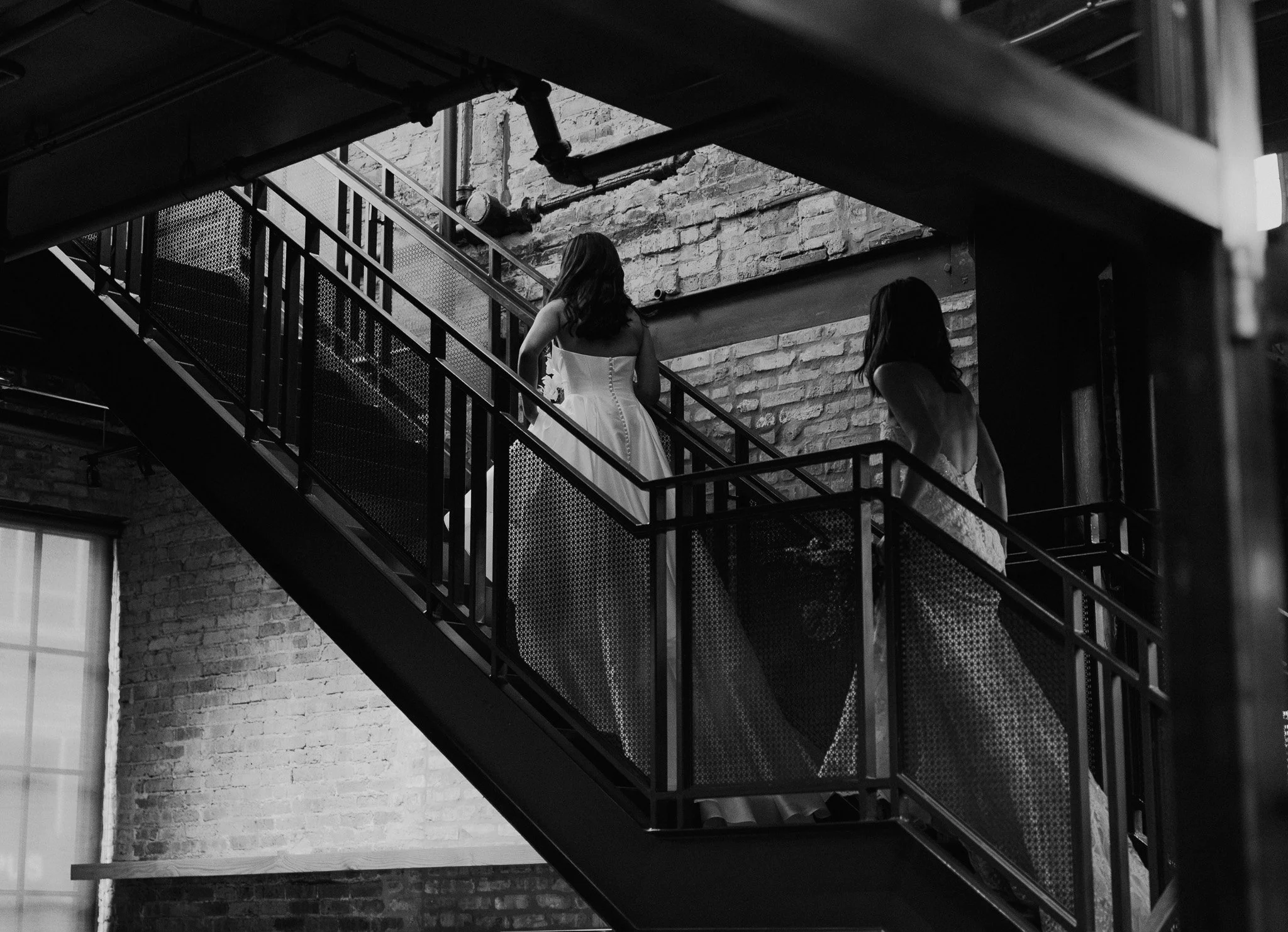 brides candid