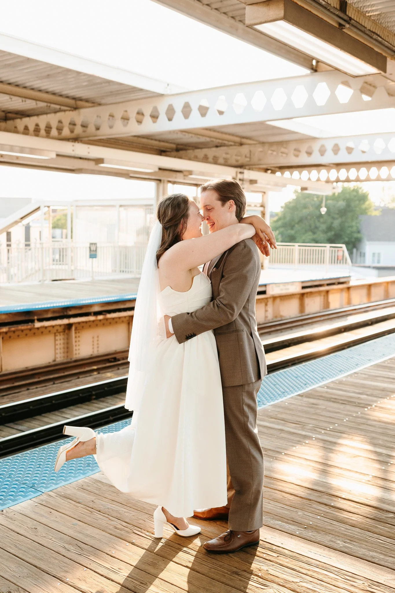 chicago-train-engagement-68.JPG