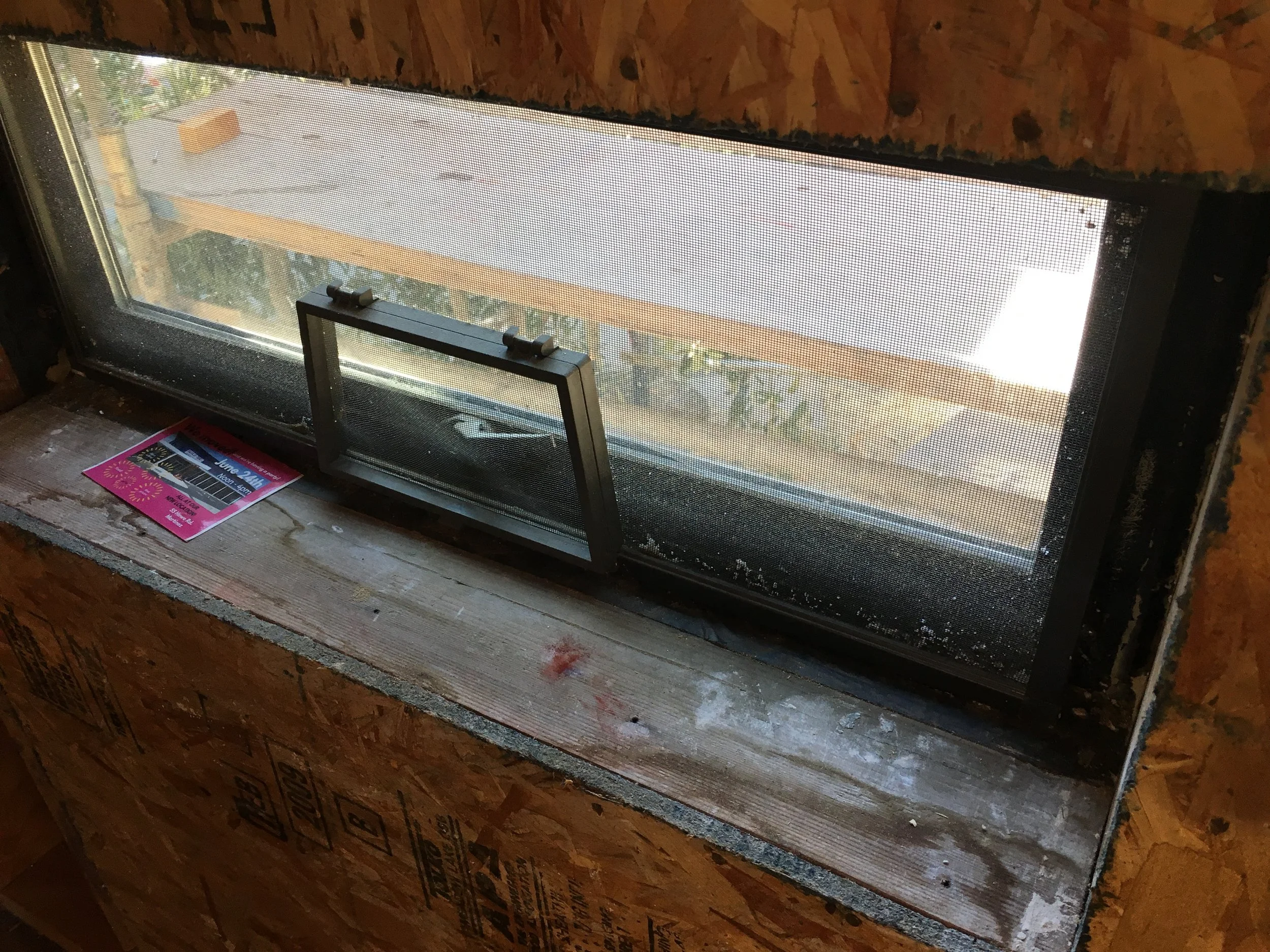Window not properly flashed