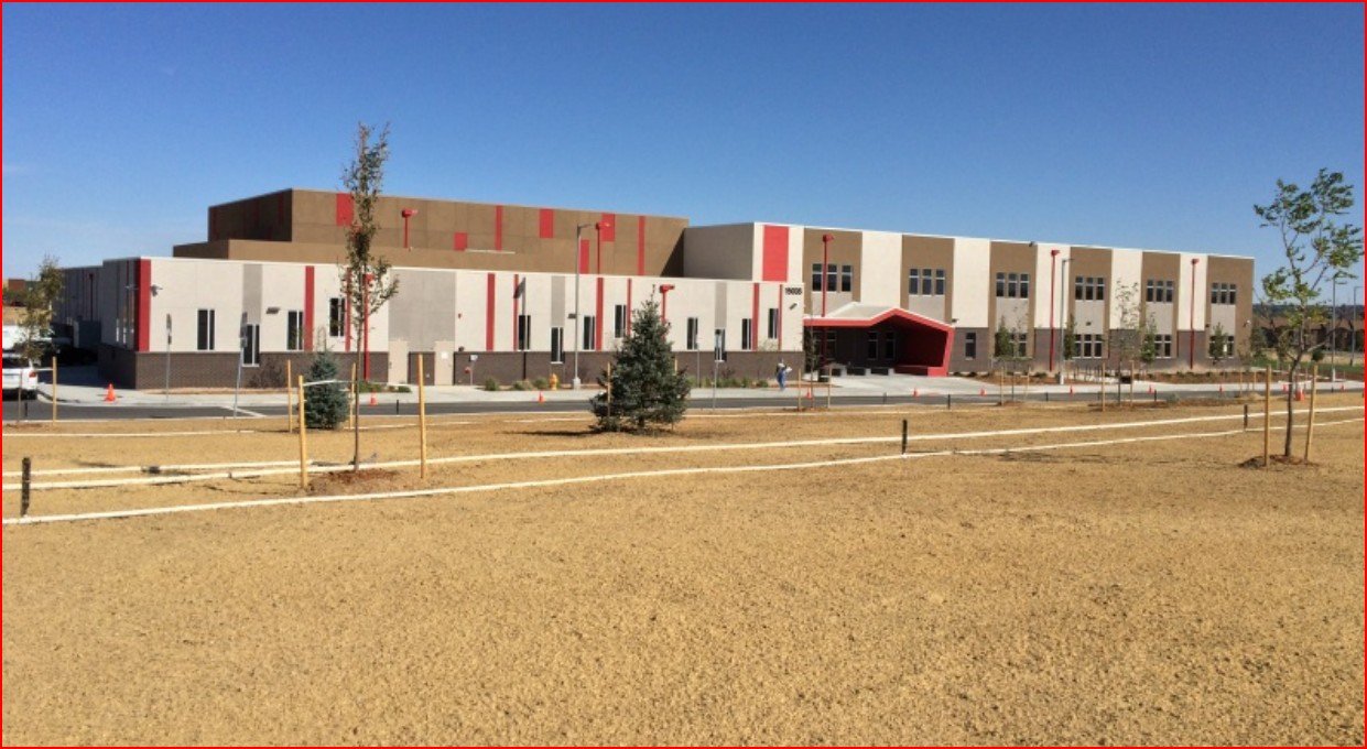 IP-constructed school building showing large panel wall assembly.