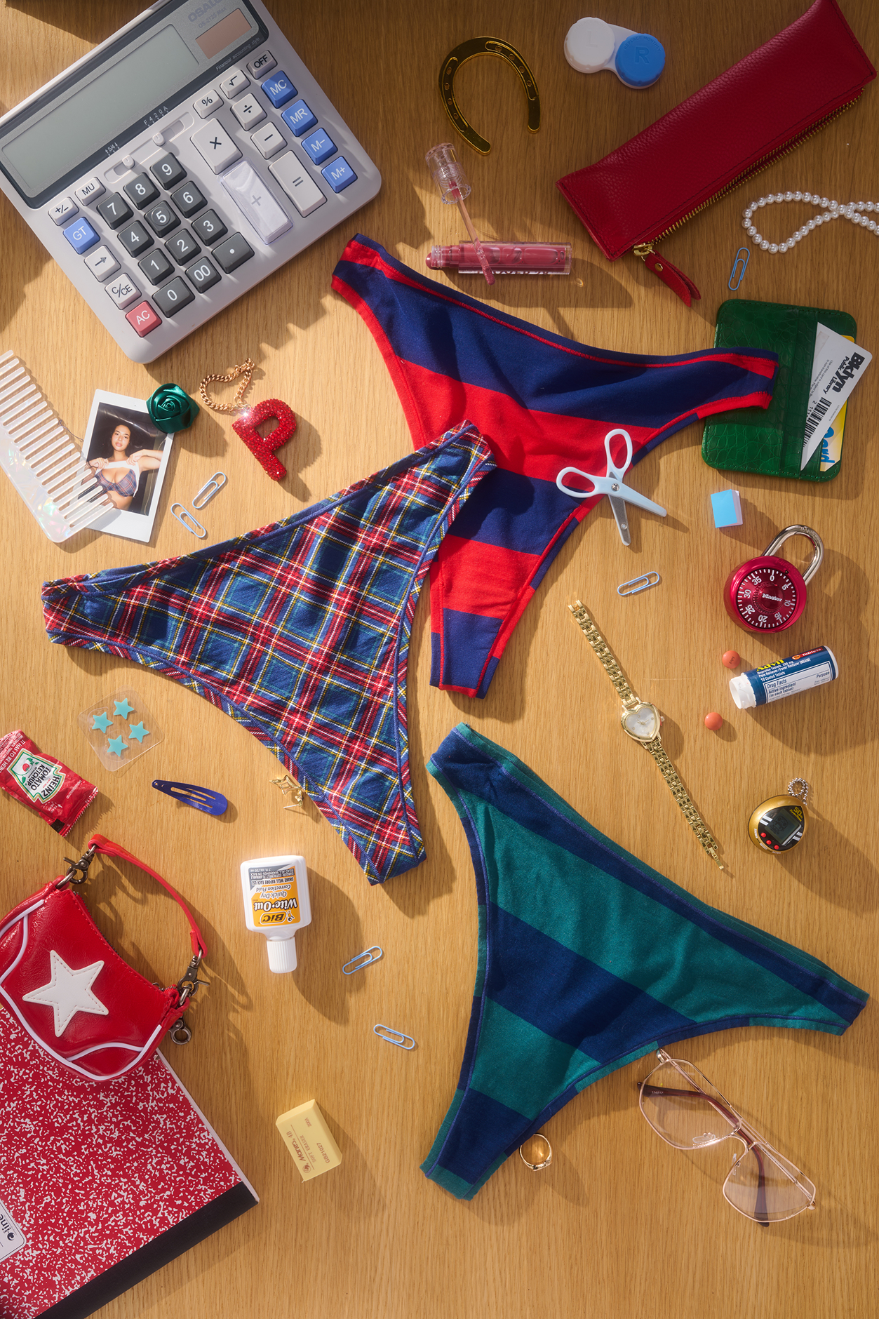 5_College_Desk_PARADE_250627_JENNA_GANG_0142 1.png