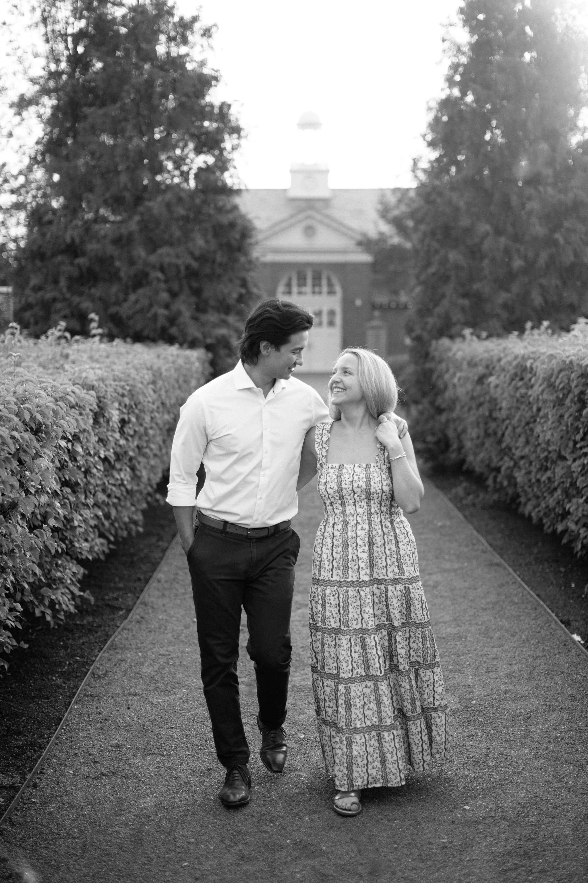 NicodemCreative-ElawaFarmEngagementSession-008.JPG