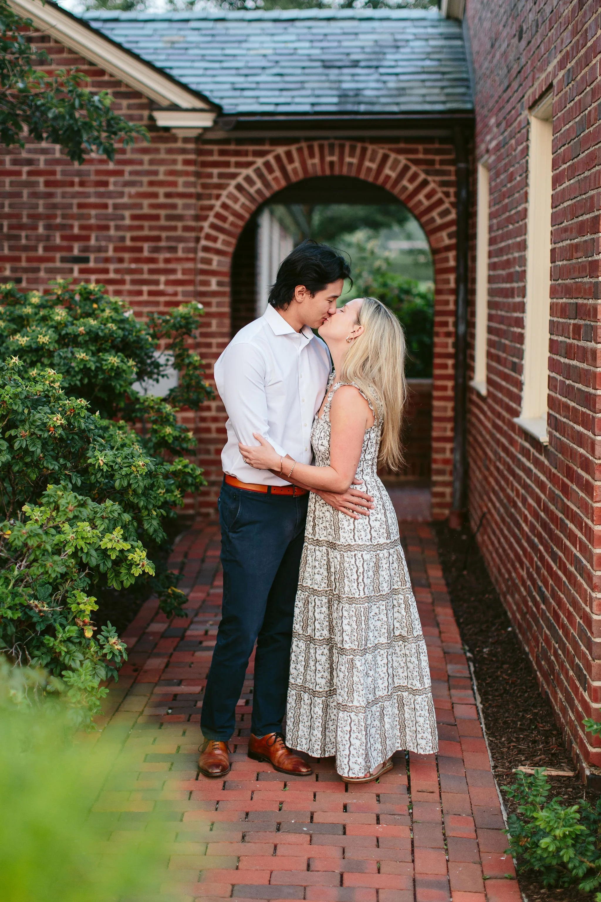 NicodemCreative-ElawaFarmEngagementSession-019.JPG