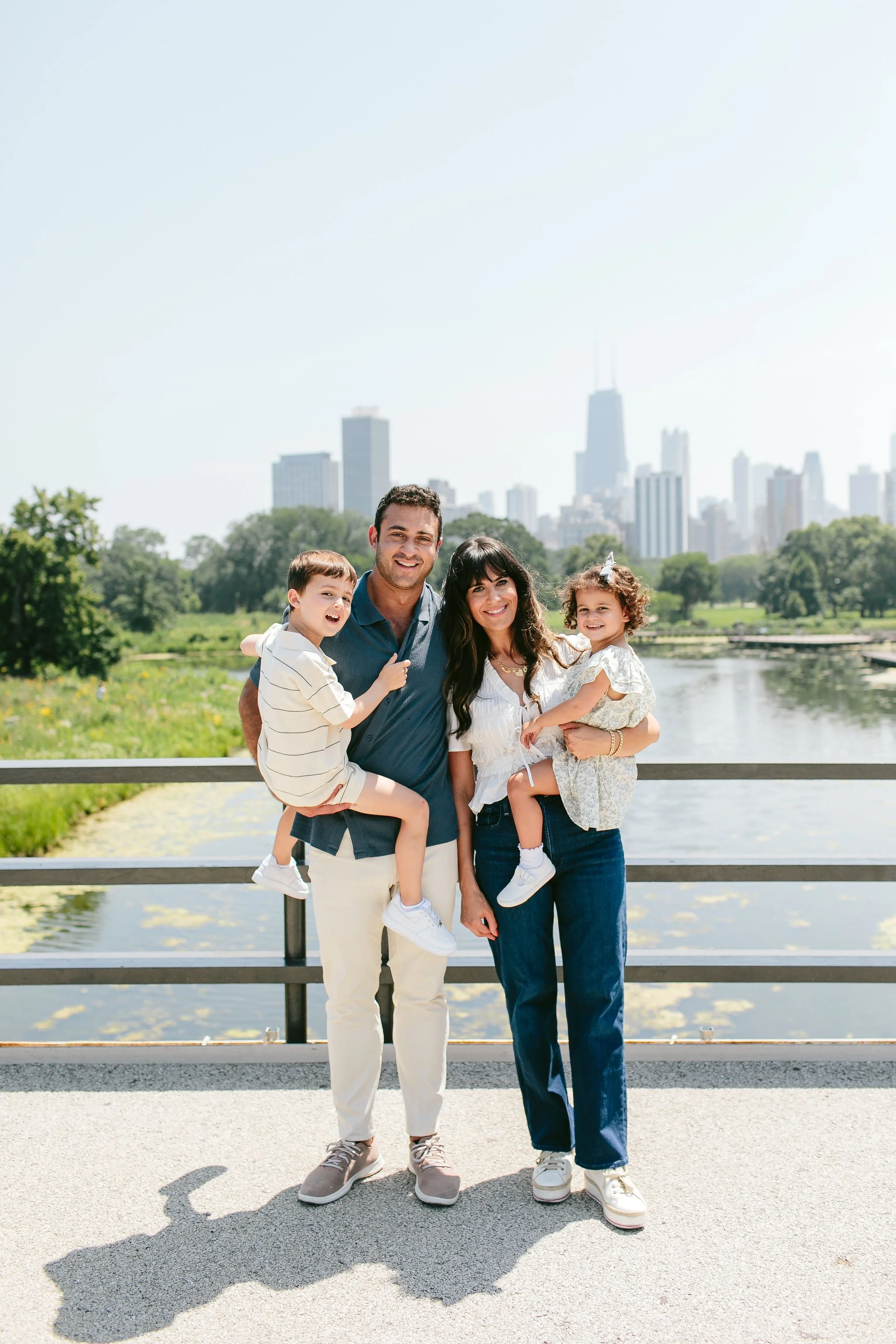 NicodemCreative-LincolnParkChicagoFamilySession-004.JPG