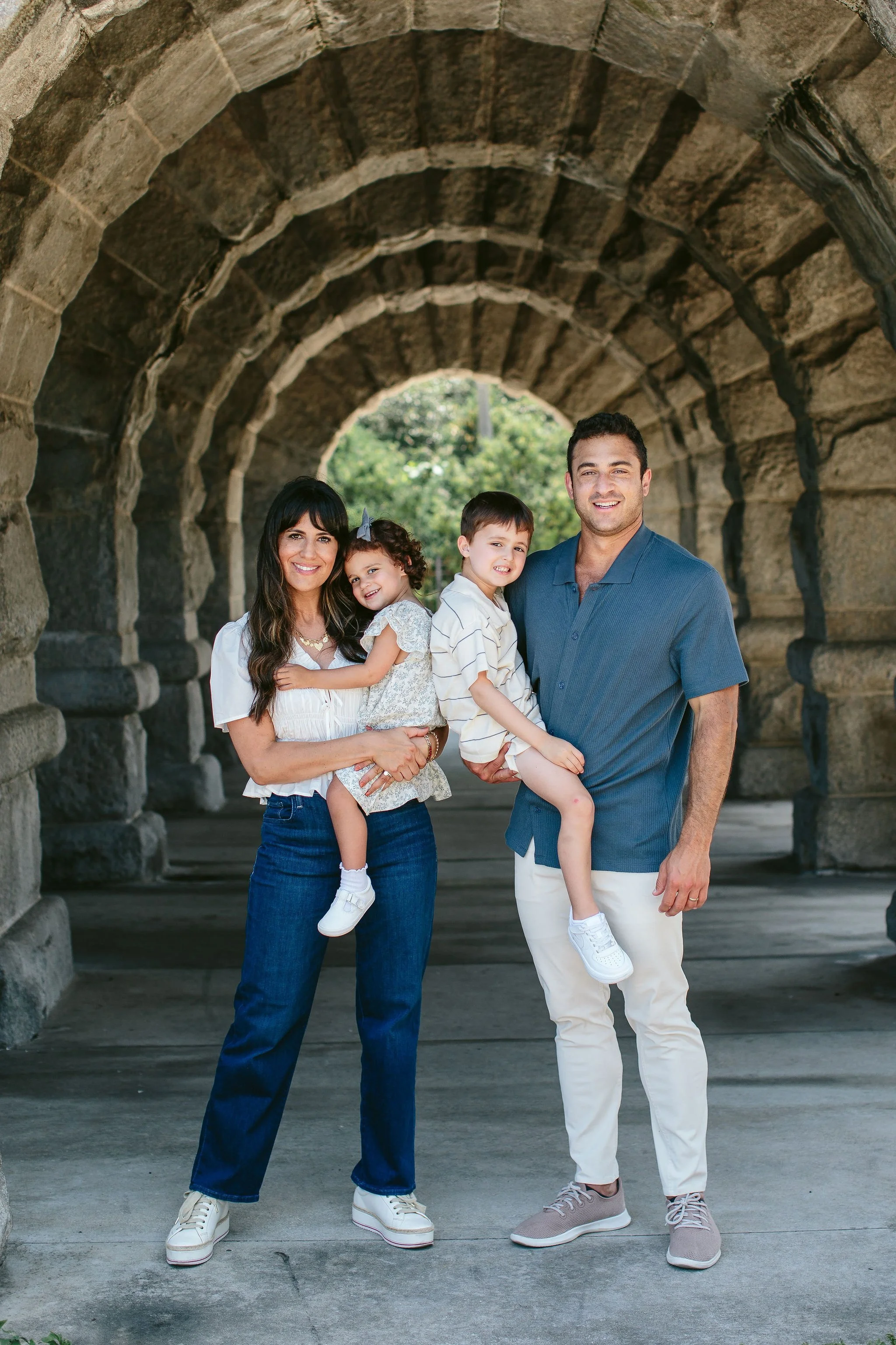NicodemCreative-LincolnParkChicagoFamilySession-006.JPG