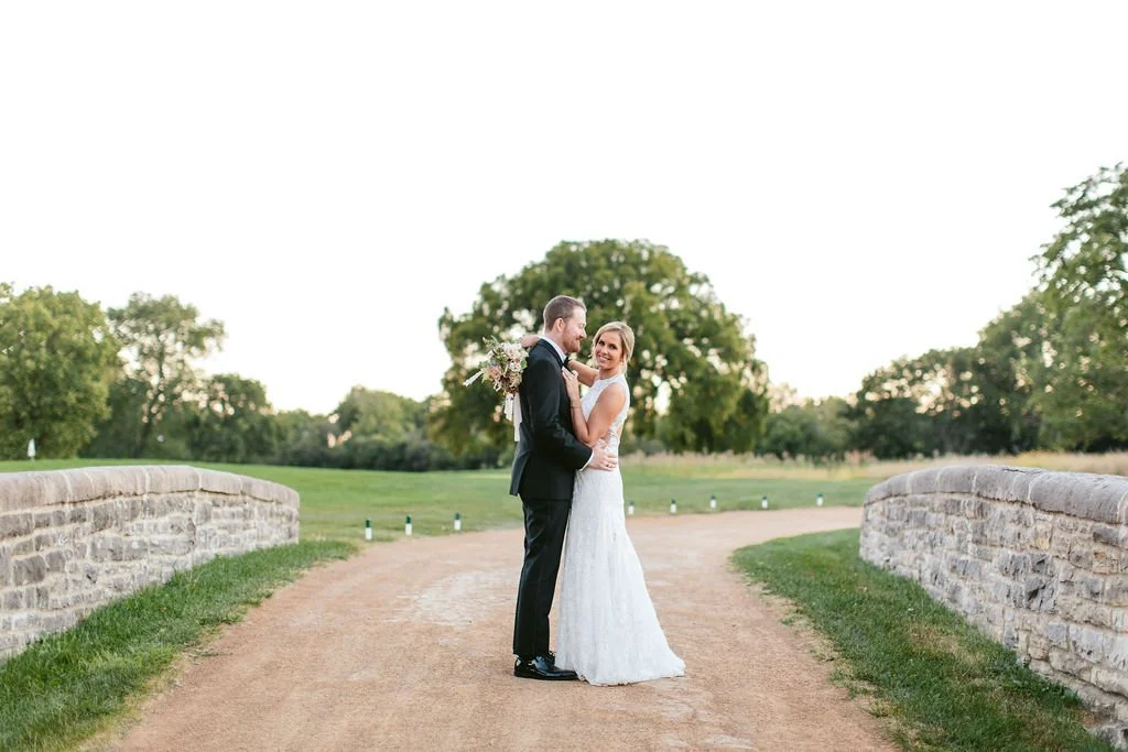 Lindsey + Charlie, Classic Glen View Club Wedding