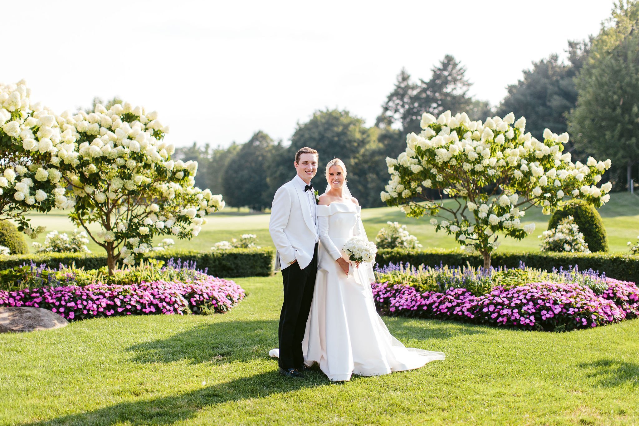 summer wedding portrait at westmoreland country club