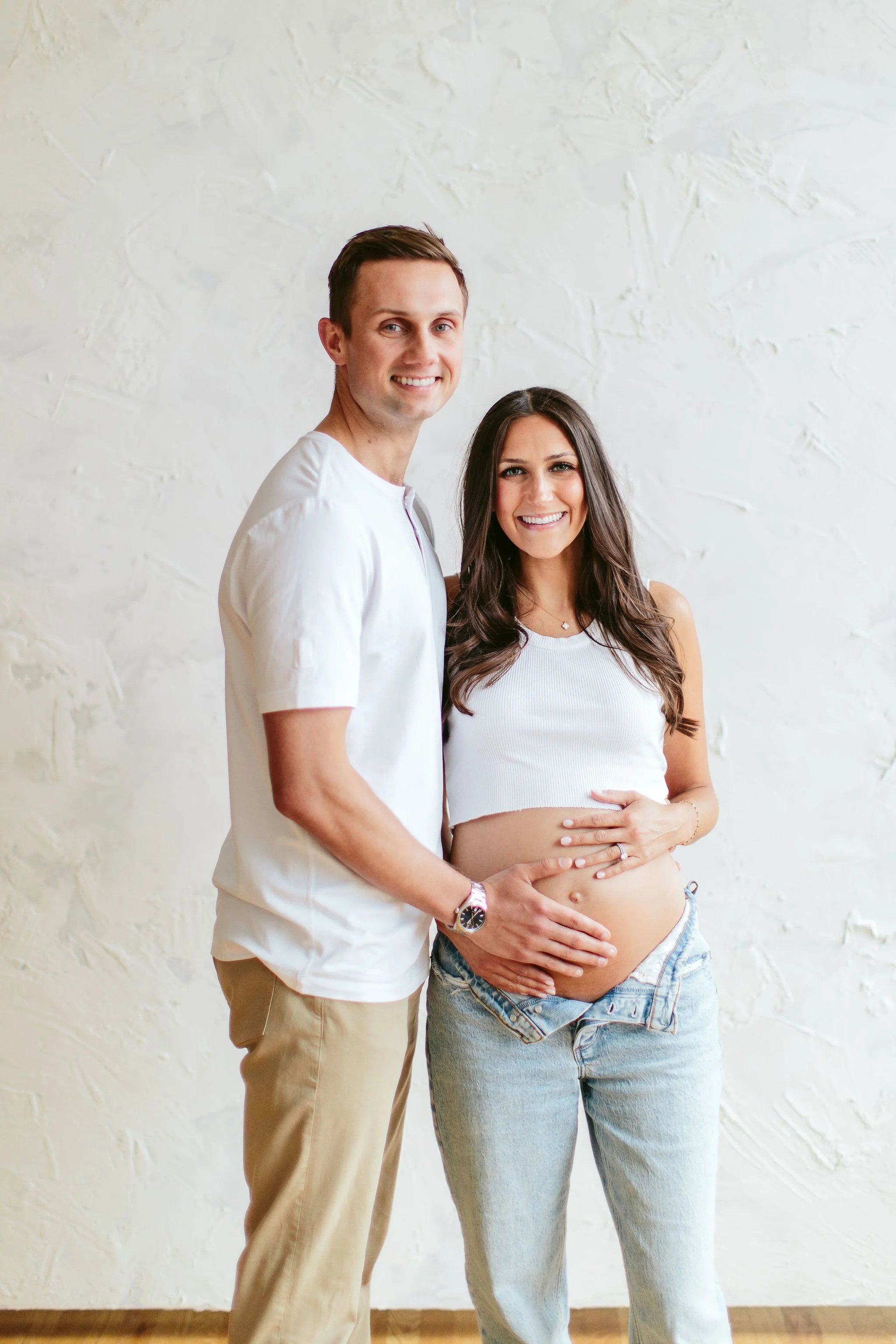 light and bright Chicago maternity session