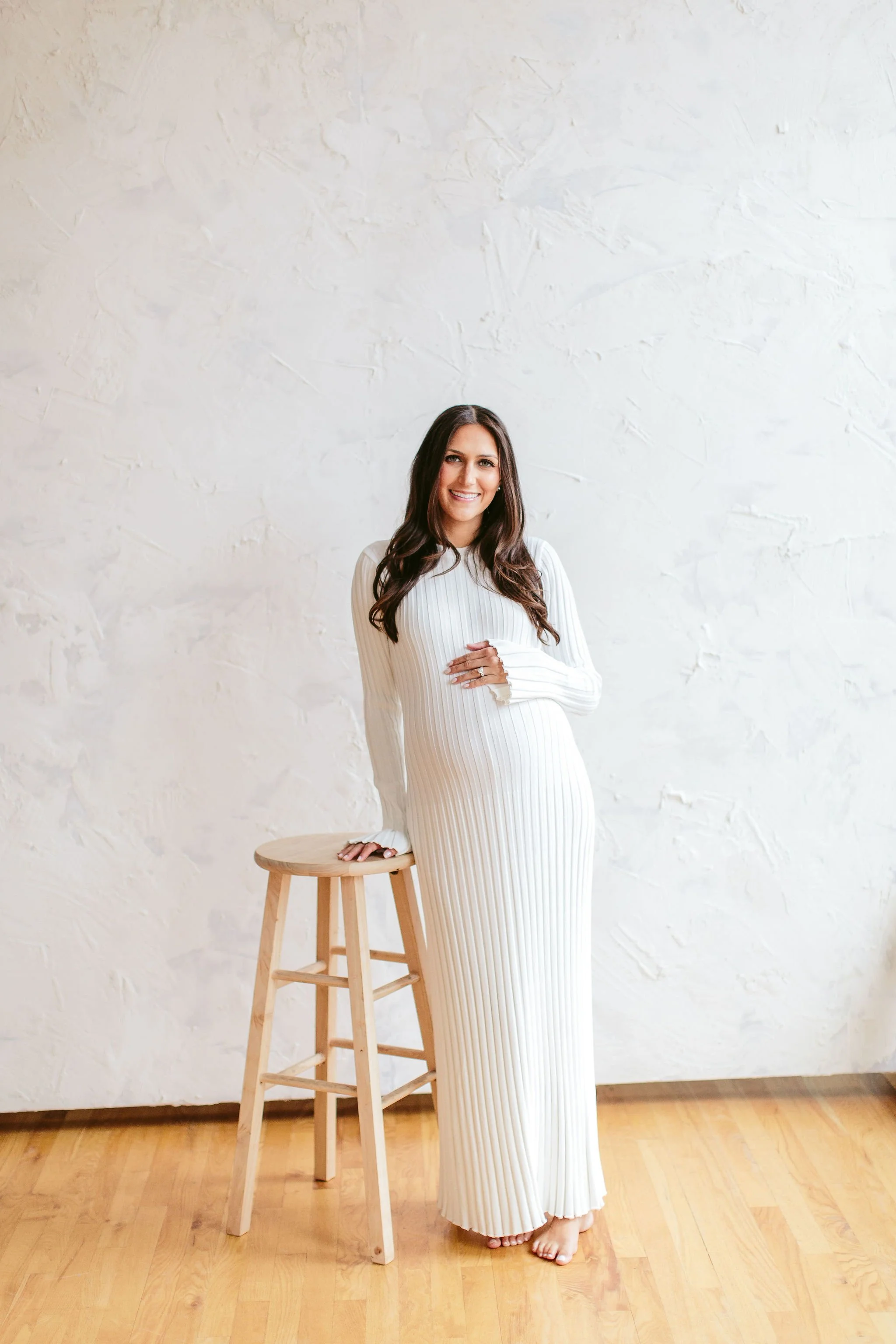 Nicodem Creative maternity photographer