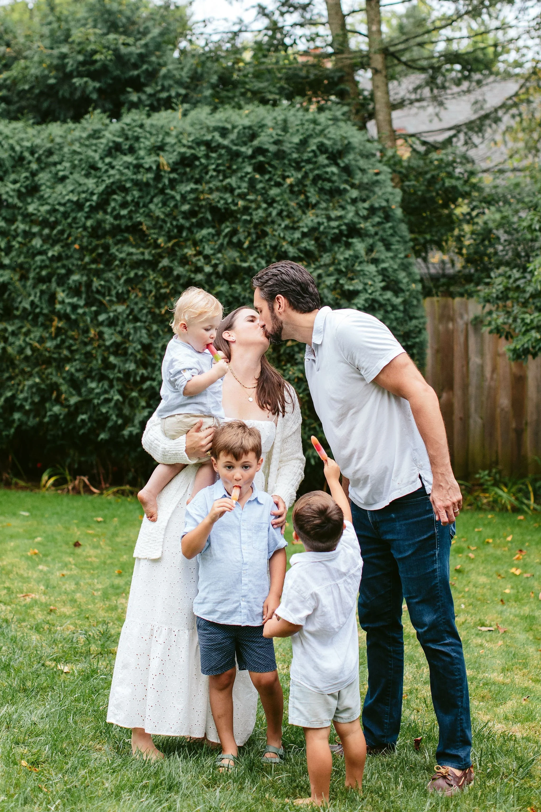 laid back family session at-home in chicago