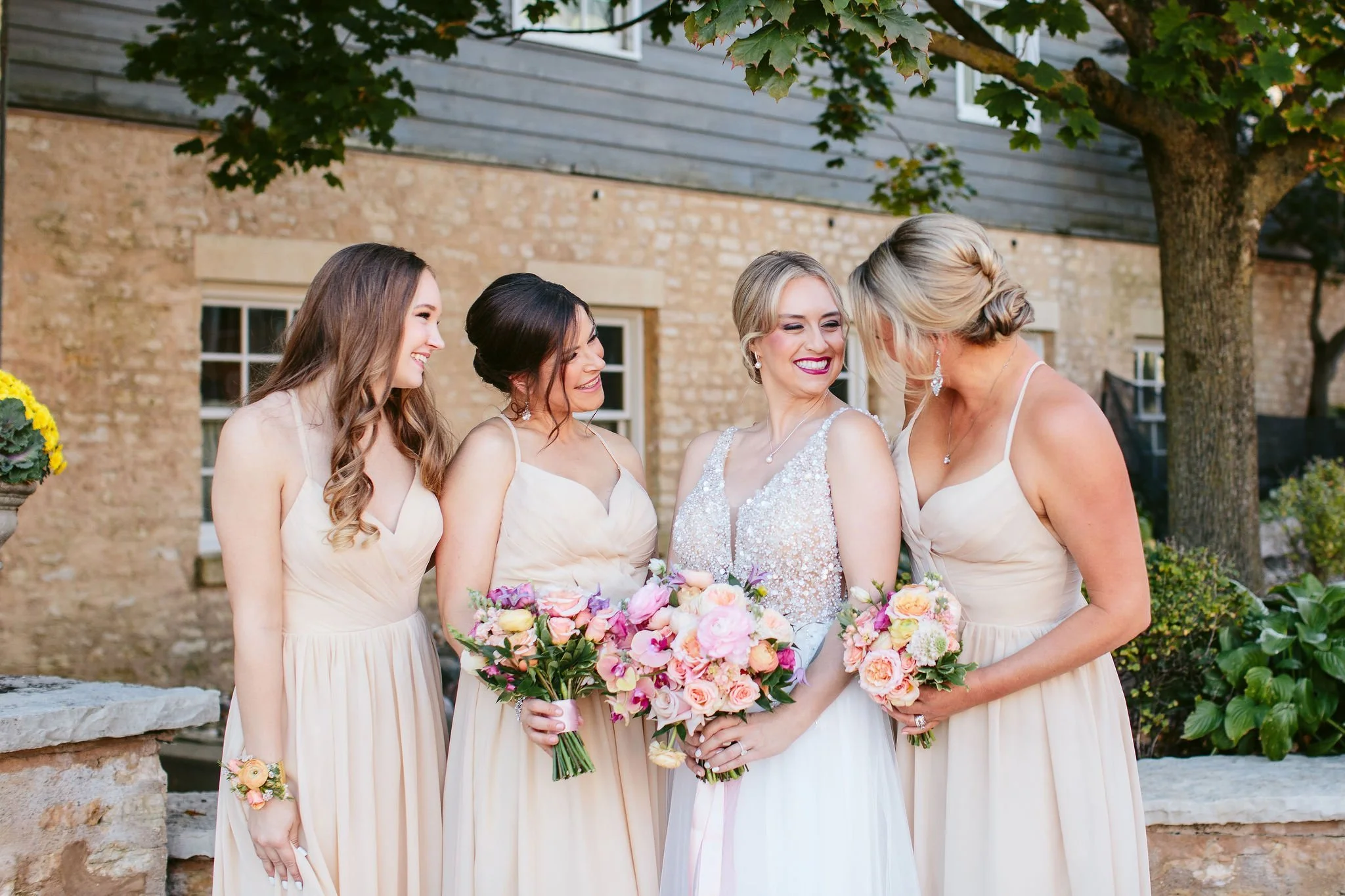NicodemCreative-HerringtonInnGenevaWedding-020.JPG