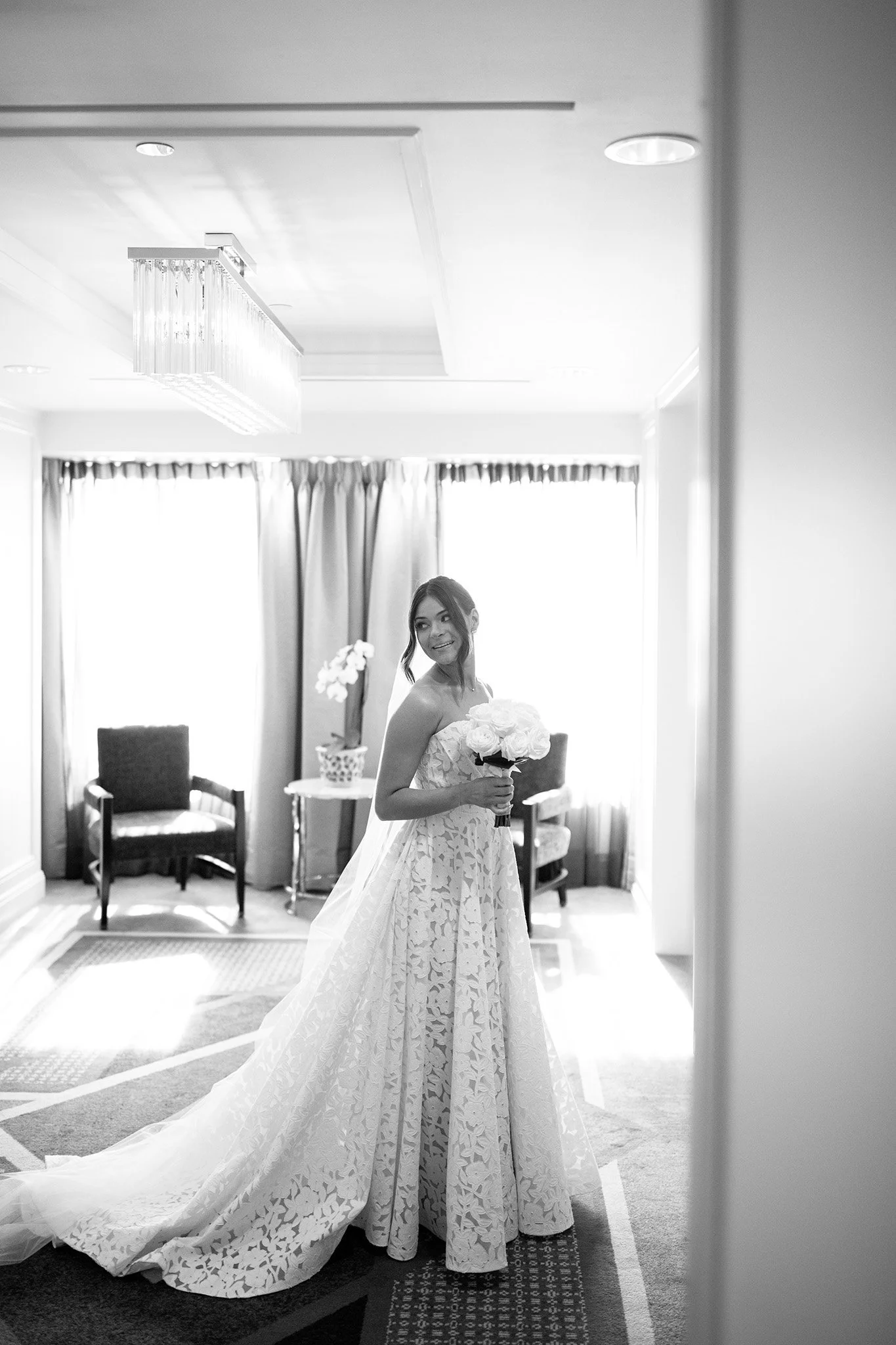 NicodemCreative-CityHallChicagoWedding-012.jpg