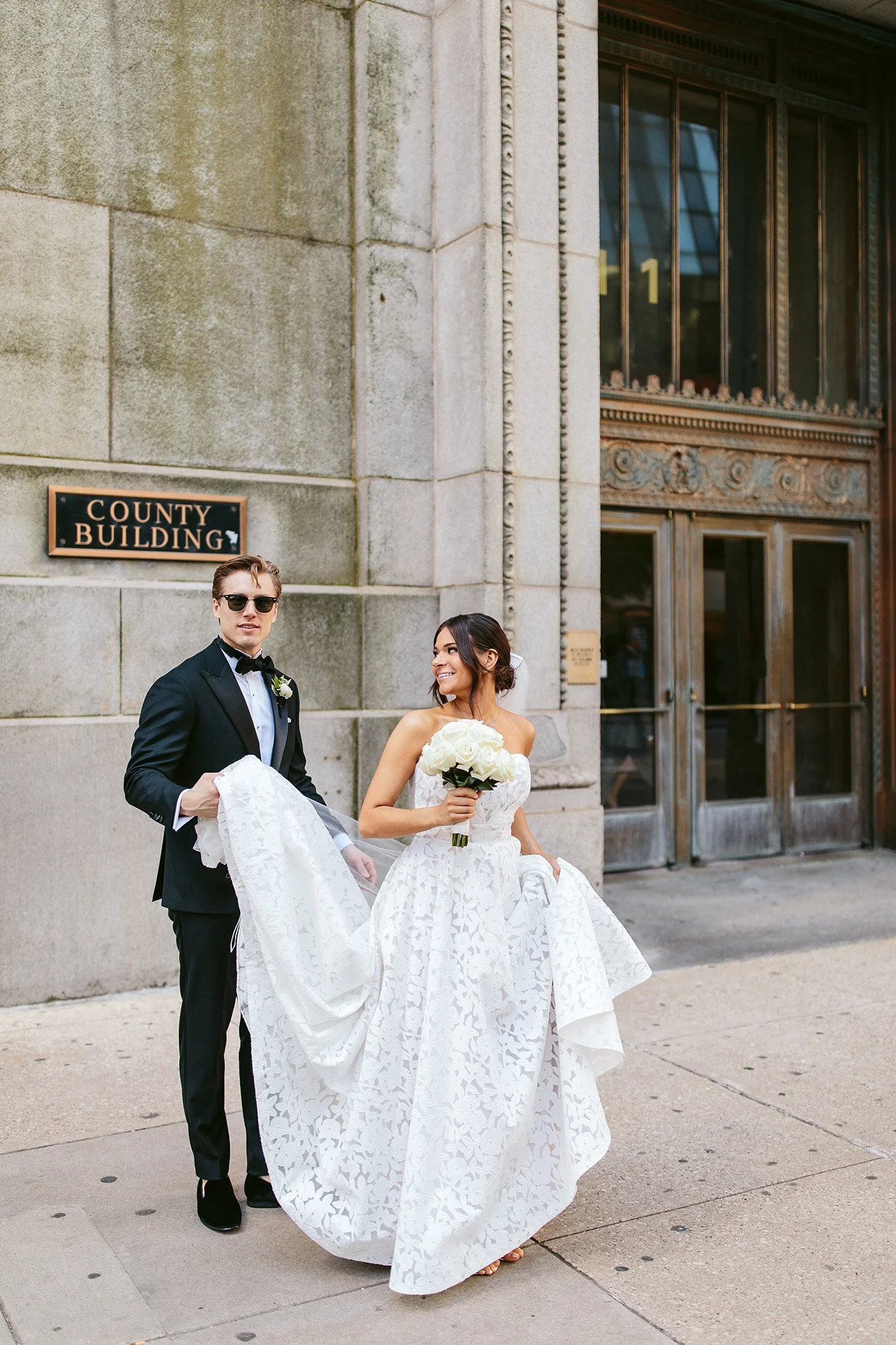 NicodemCreative-CityHallChicagoWedding-029.jpg