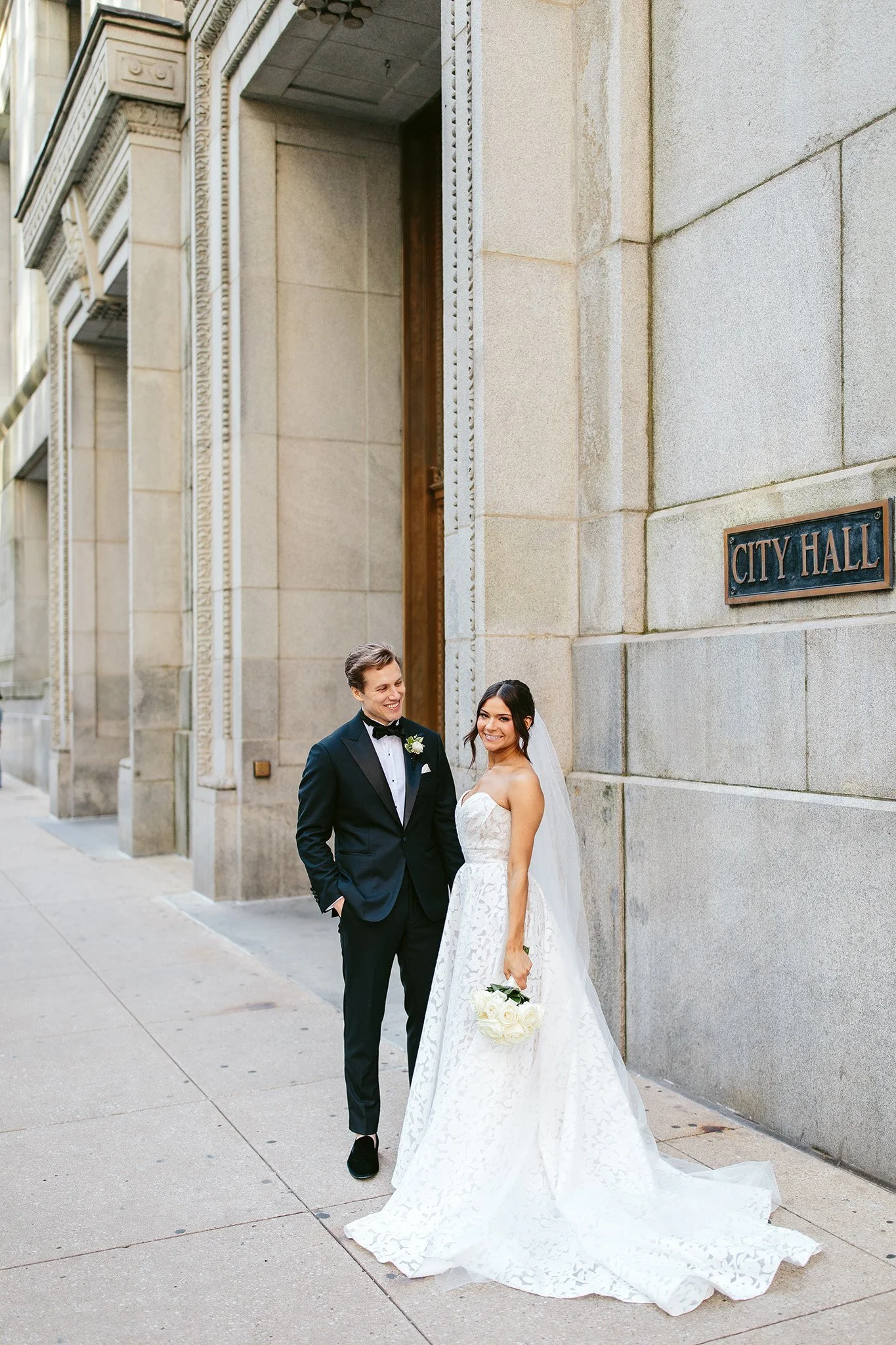 NicodemCreative-CityHallChicagoWedding-030.jpg