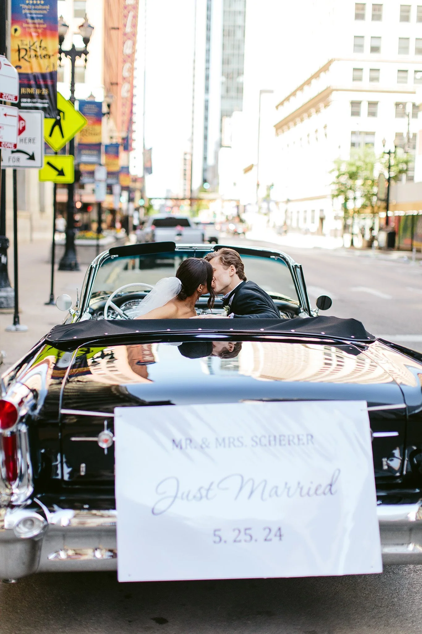 NicodemCreative-CityHallChicagoWedding-037.jpg