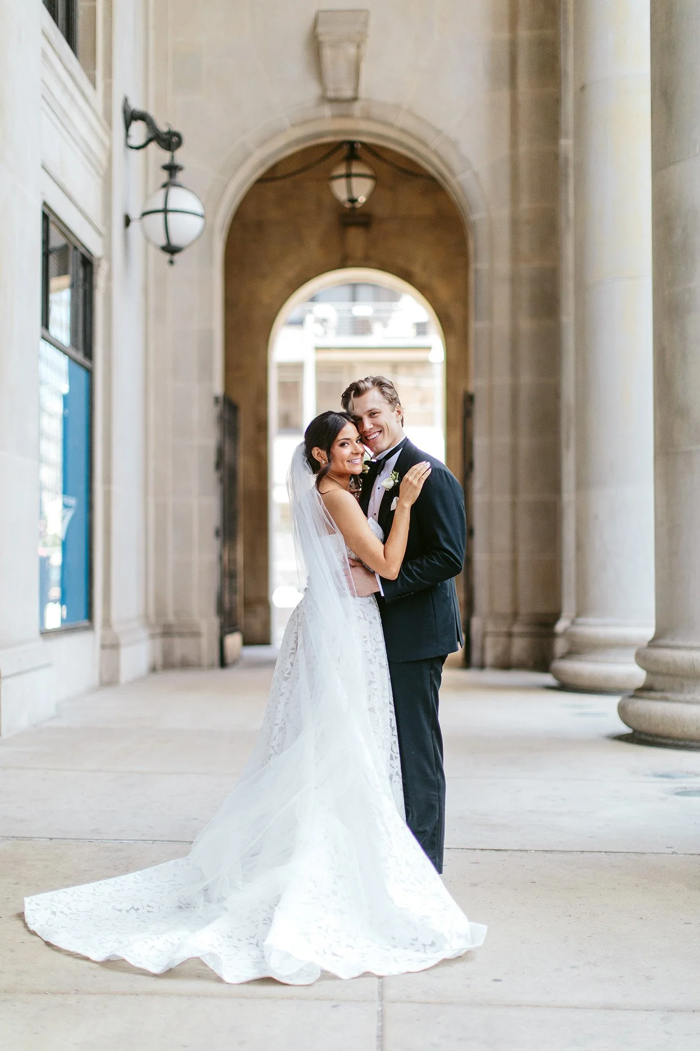 NicodemCreative-CityHallChicagoWedding-040.jpg